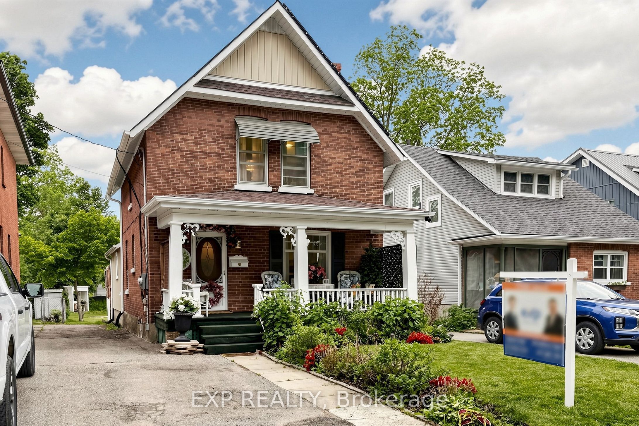 28 Simcoe Street, Kawartha Lakes, ON K9V 2G4 photo 2