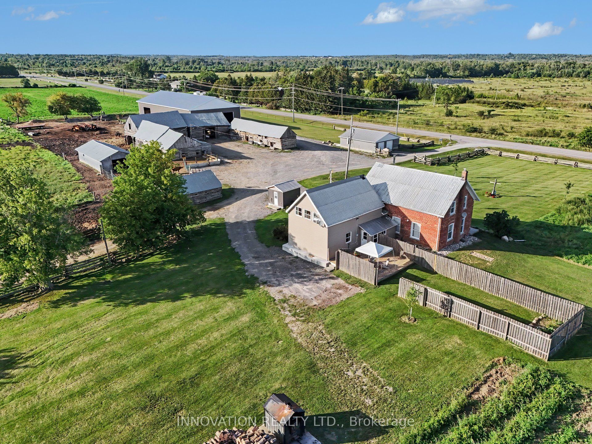 649 Upper Dwyer Hill Road, Carp - Huntley Ward, ON K0A 1A0 photo 4
