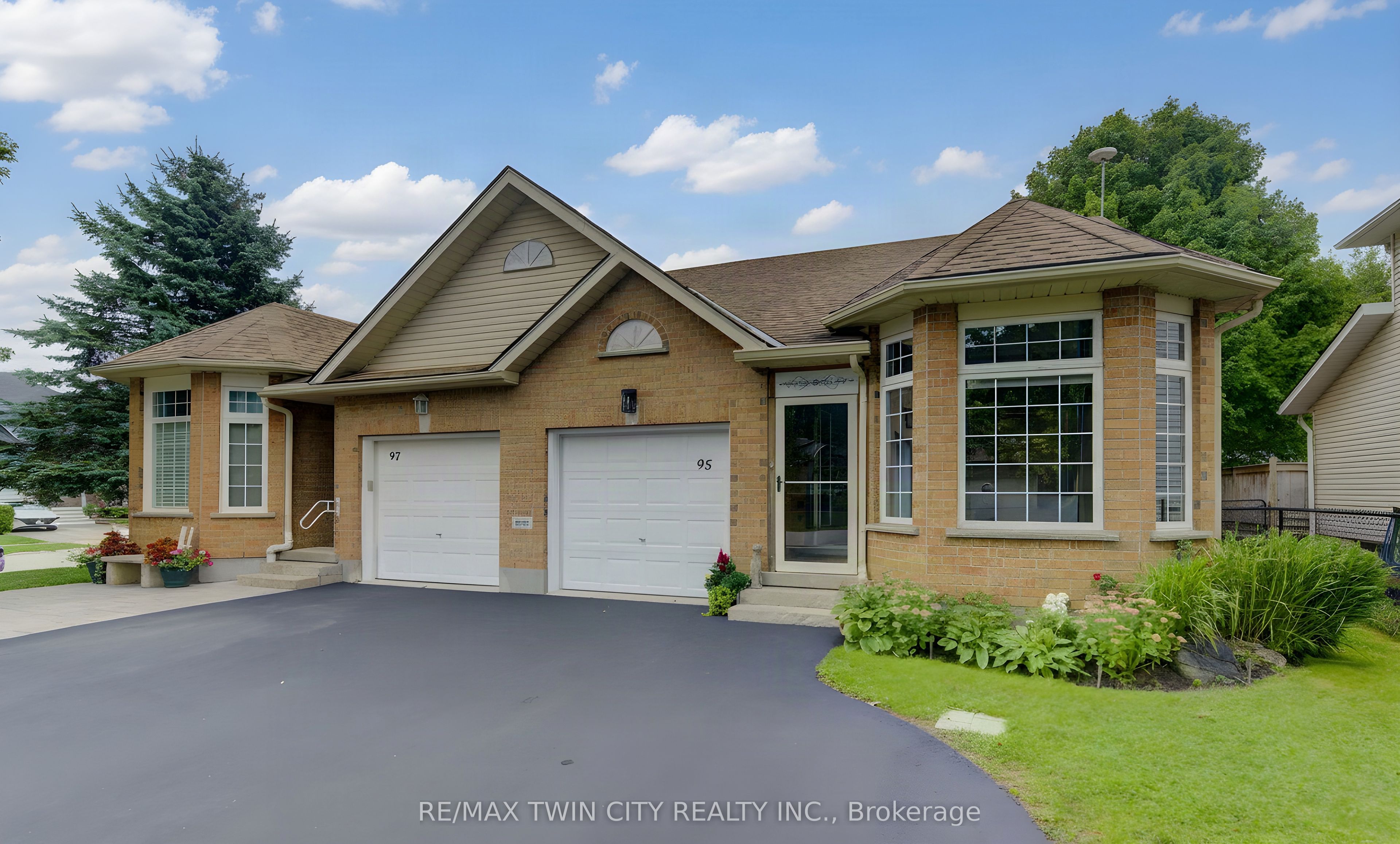 95 York Street E, Centre Wellington, ON N0B 1S0