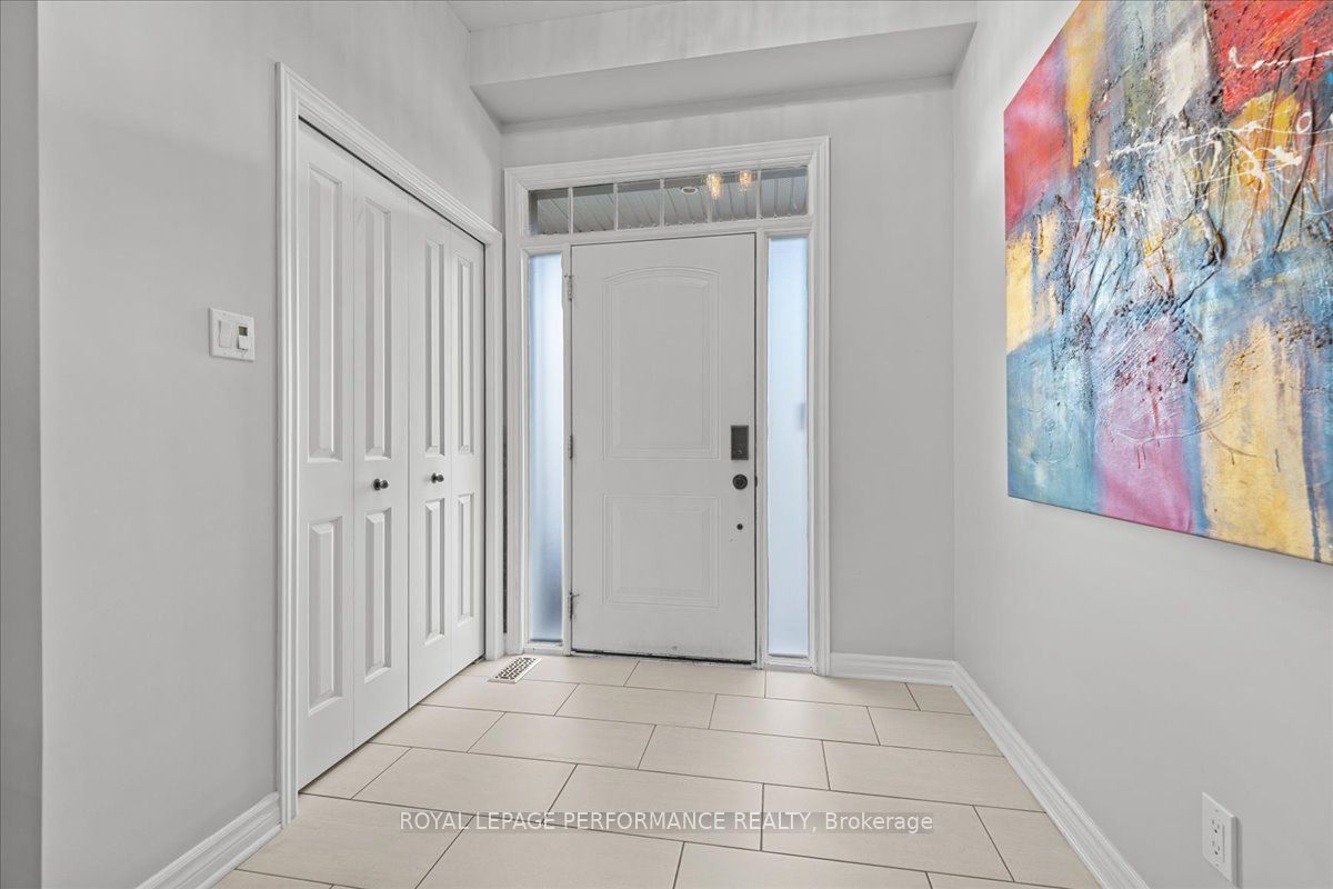 929 Verbena Crescent, Blossom Park - Airport and Area, ON K1T 0K4 photo 2