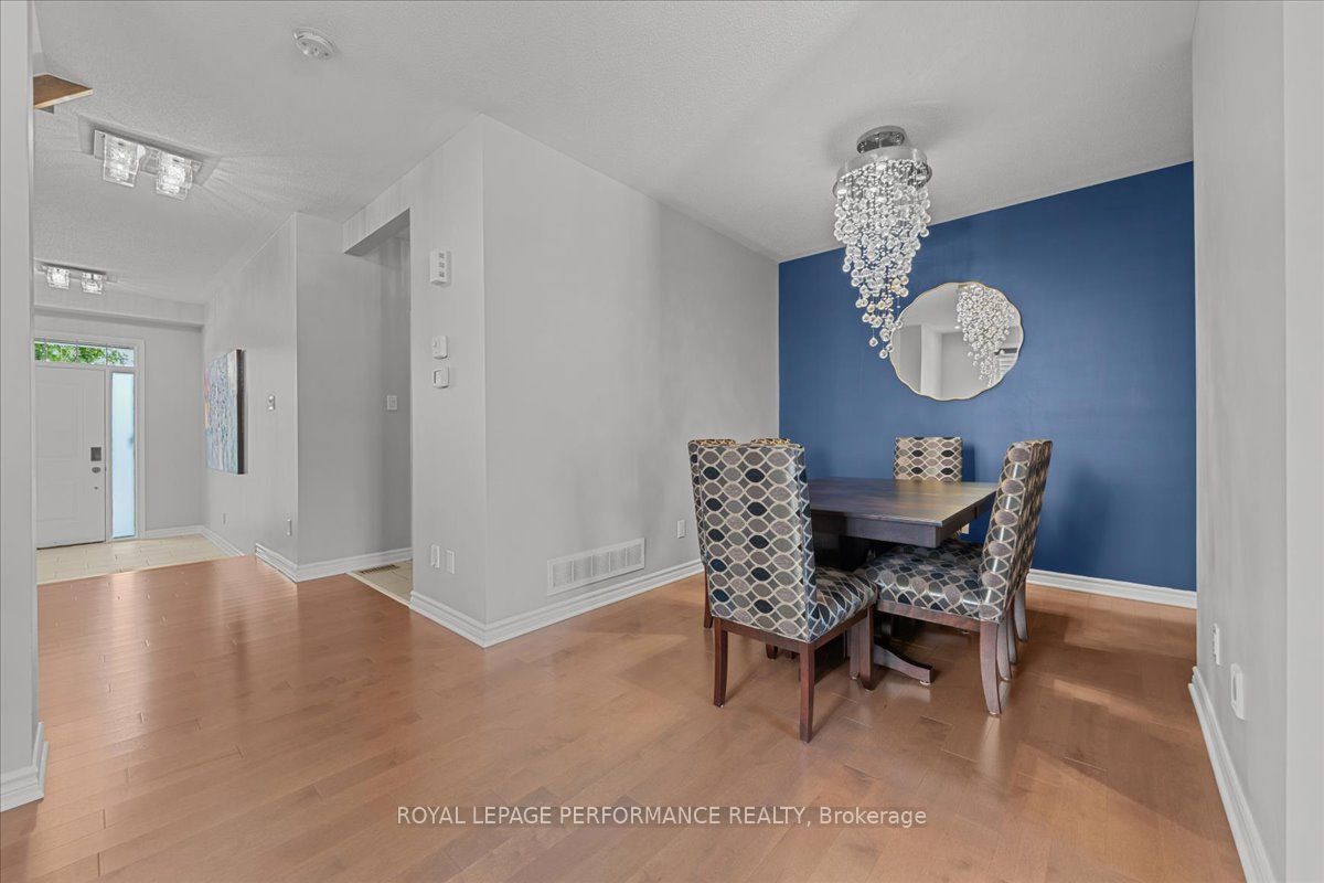 929 Verbena Crescent, Blossom Park - Airport and Area, ON K1T 0K4 photo 5