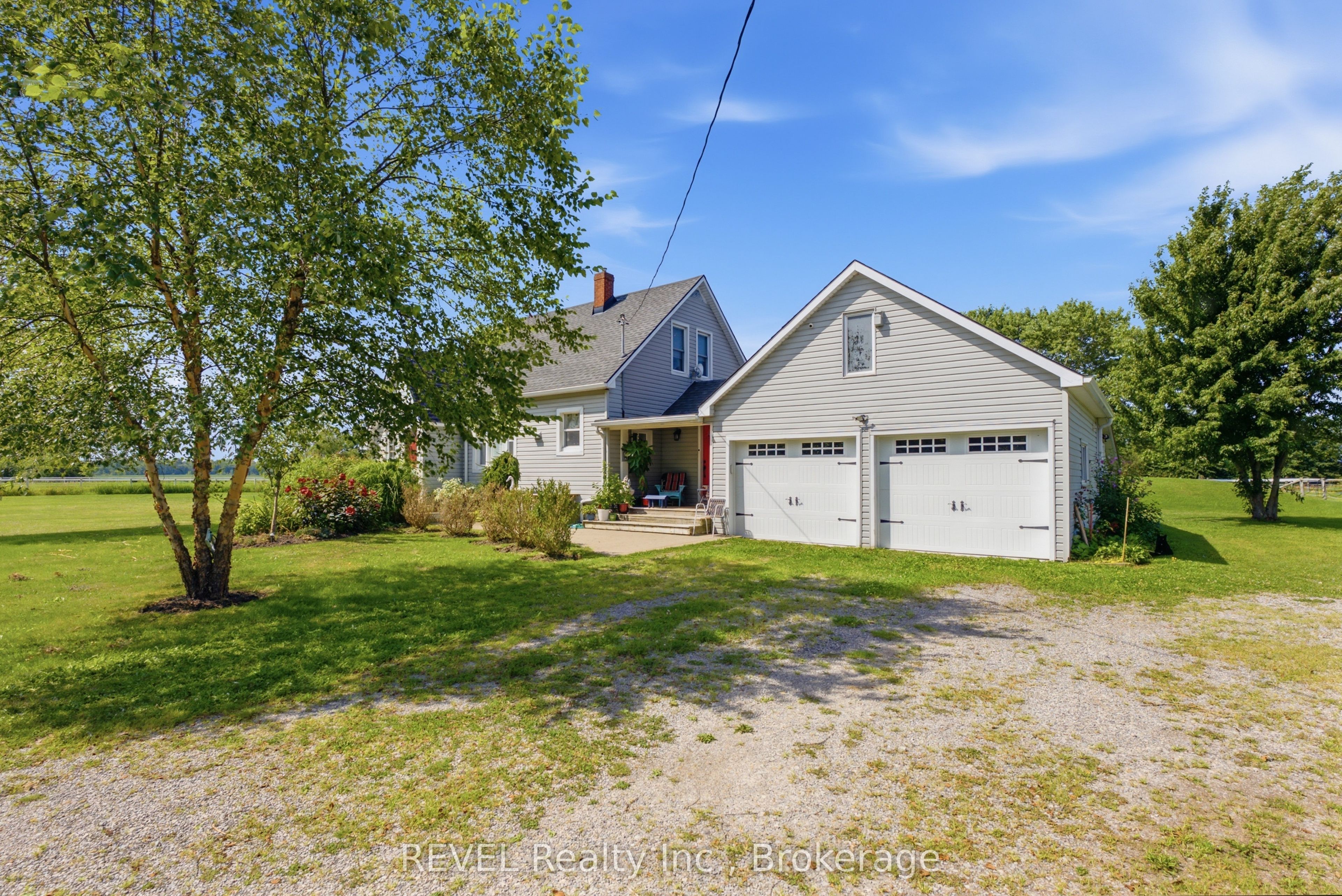 1055 Burger Road, Fort Erie, ON L0S 1N0 photo 4
