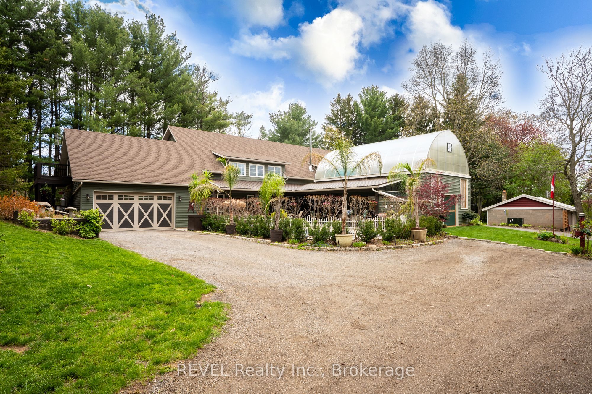 573 CANBORO Road, Pelham, ON L0S 1C0 photo 2