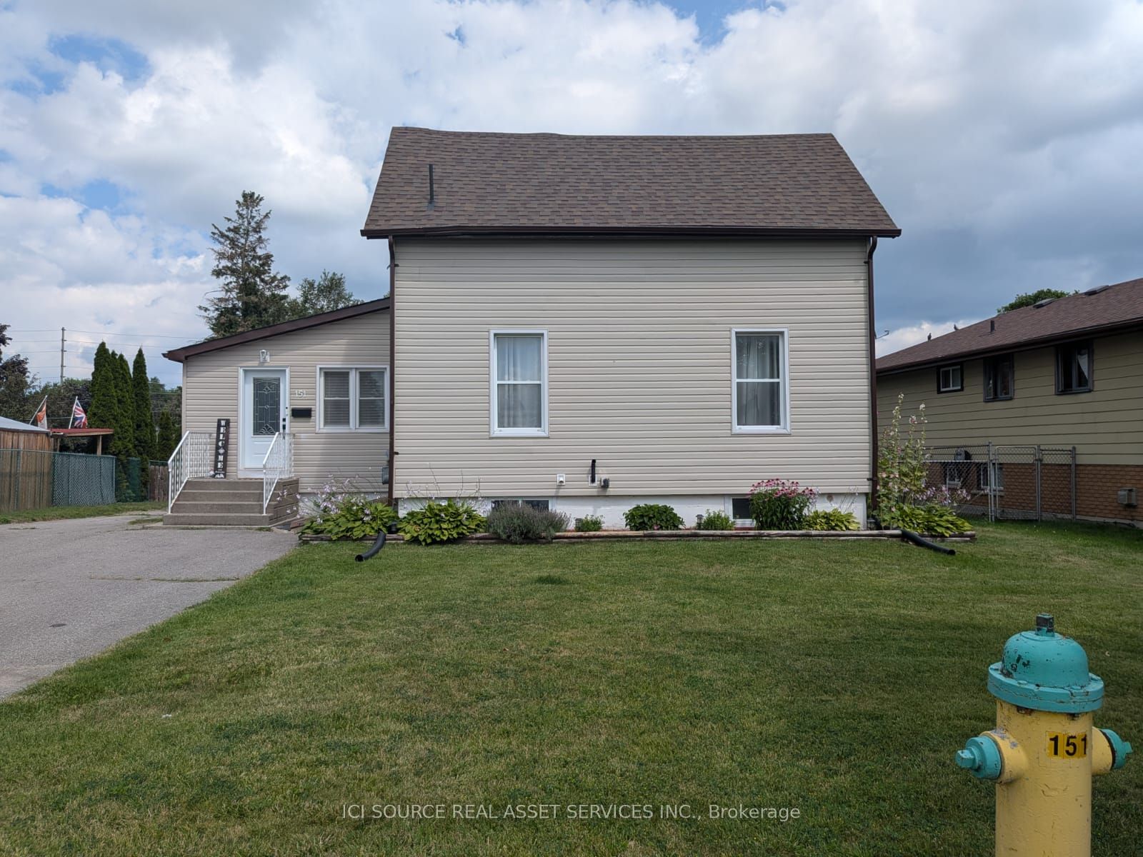 151 Singleton Drive, Belleville, ON K8N 5H4