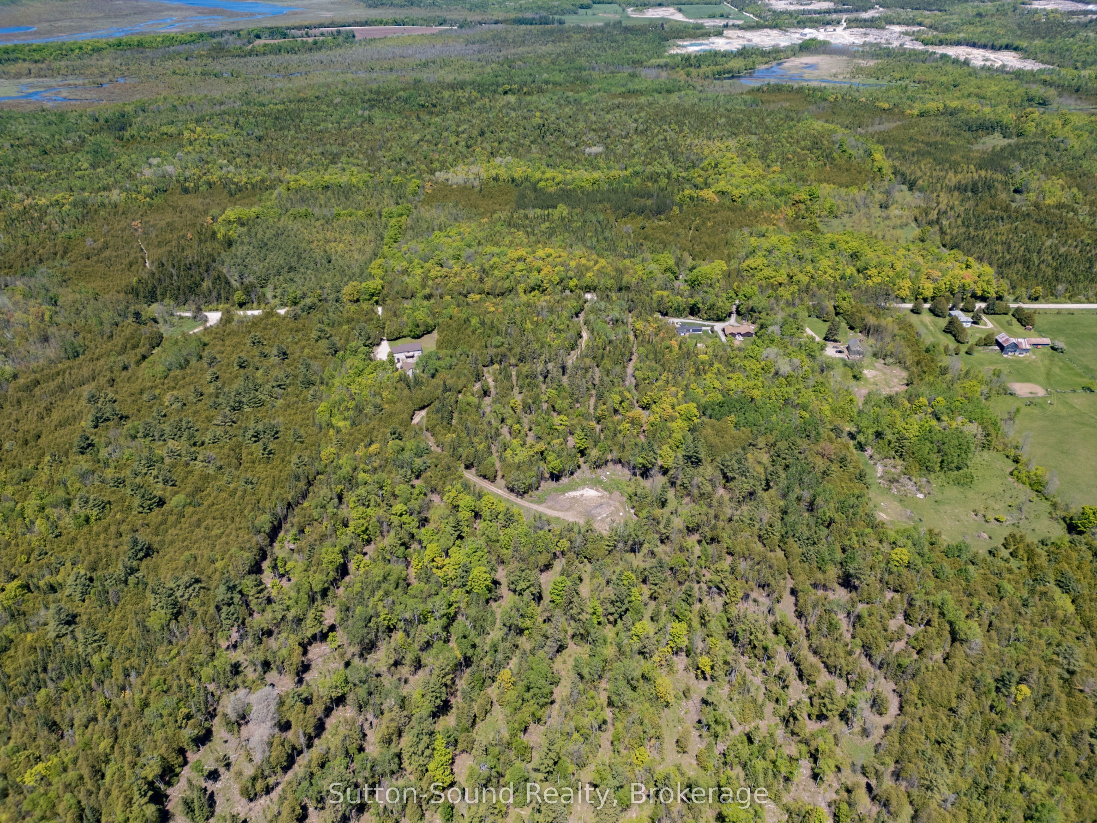 379 Elm Road, South Bruce Peninsula, ON N0H 2T0 photo 3