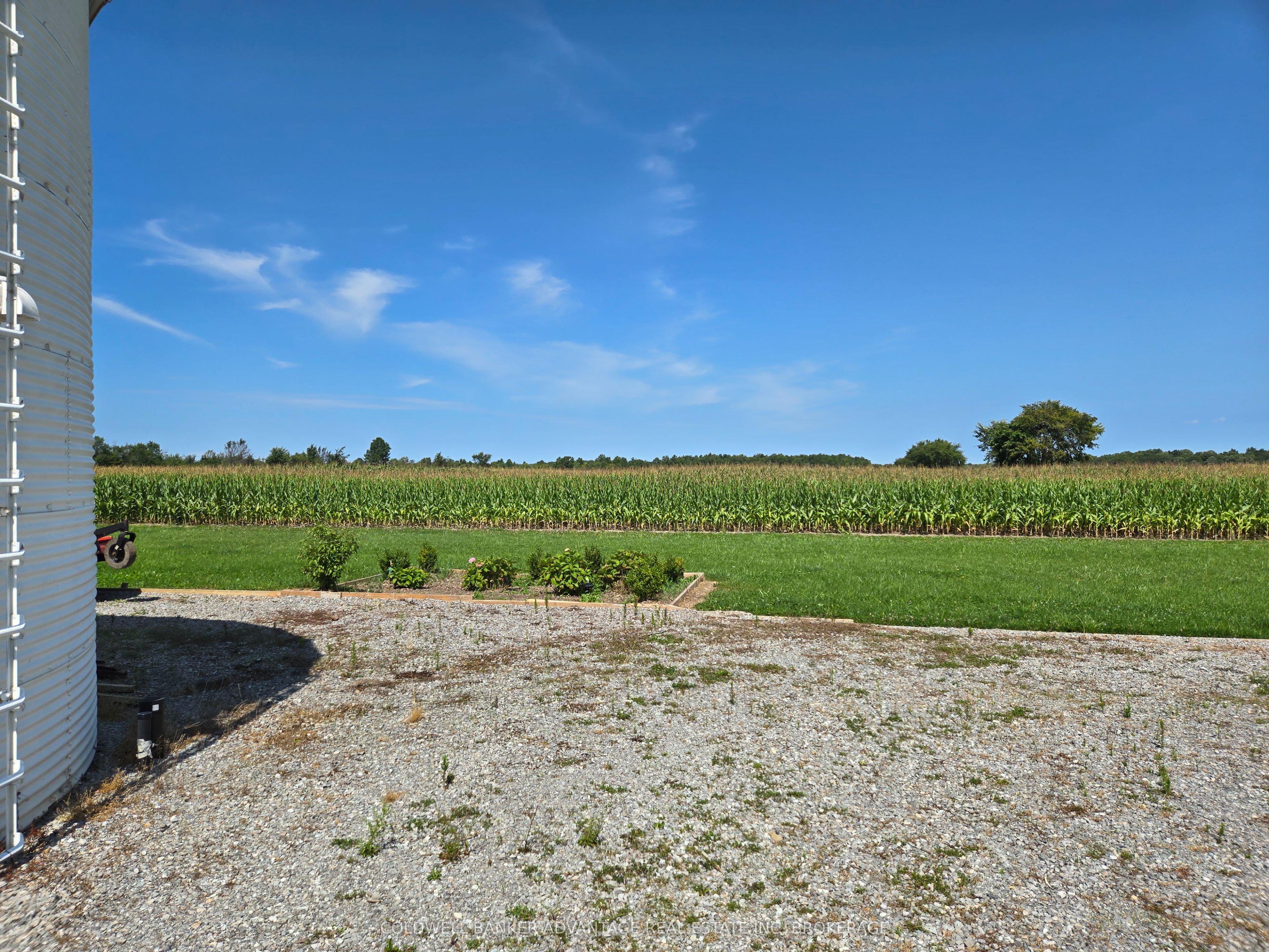 8731 Ridge Road, Niagara Falls, ON L3B 5N7 photo 4