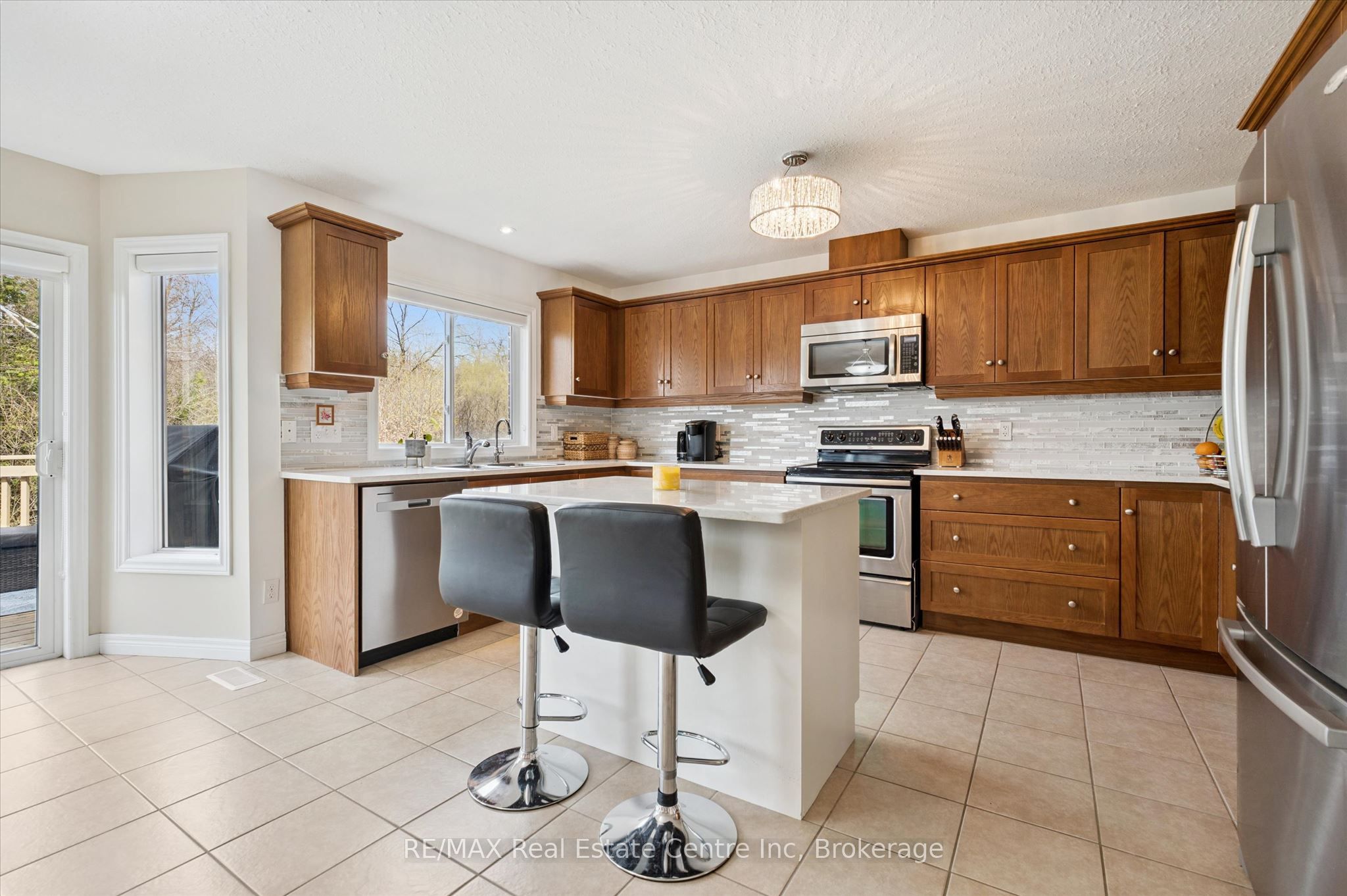 556 Black Street, Centre Wellington, ON N1M 0A3 photo 3
