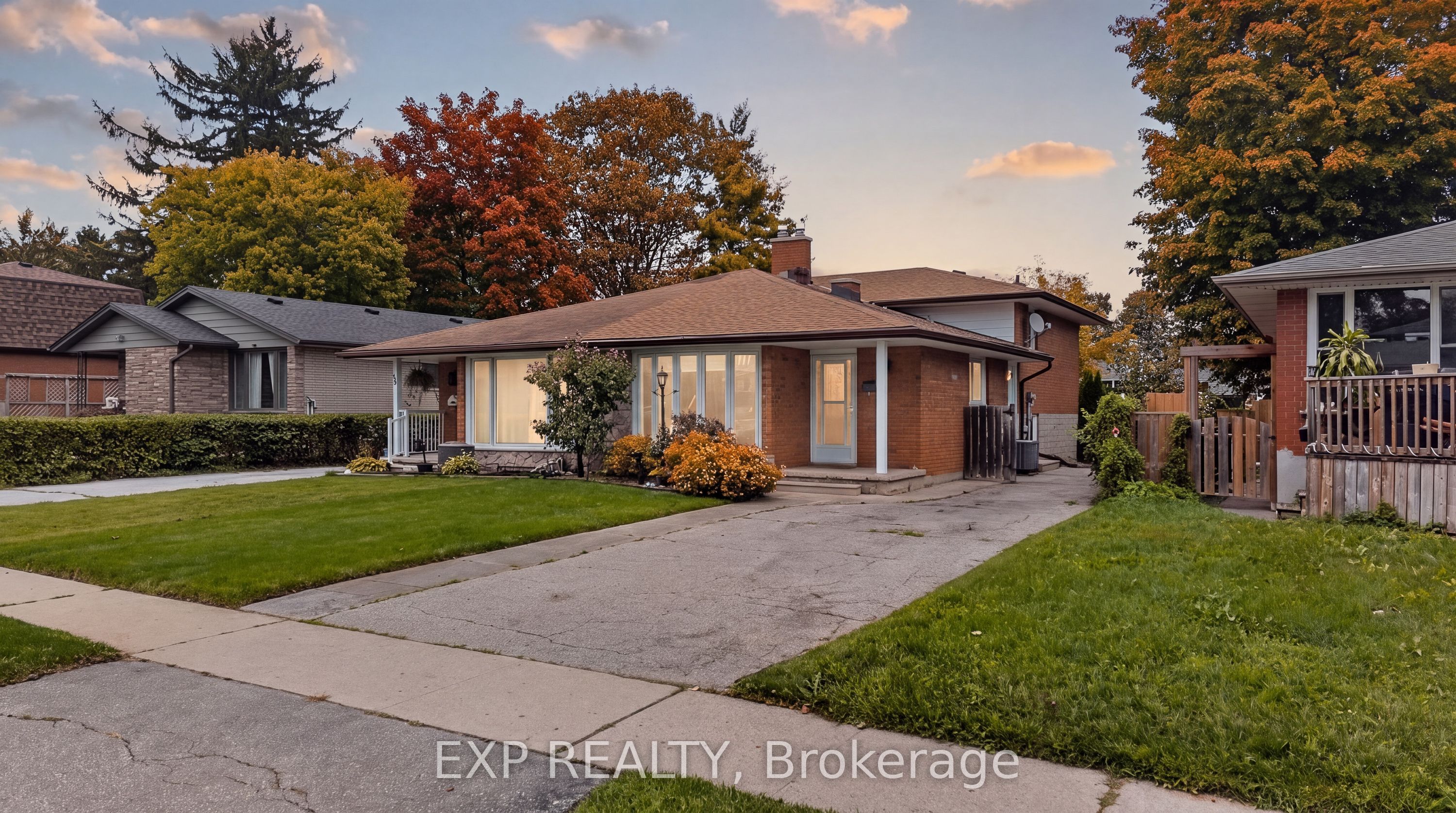 1393 Pineview Avenue, Cambridge, ON N3H 4K4 photo 2