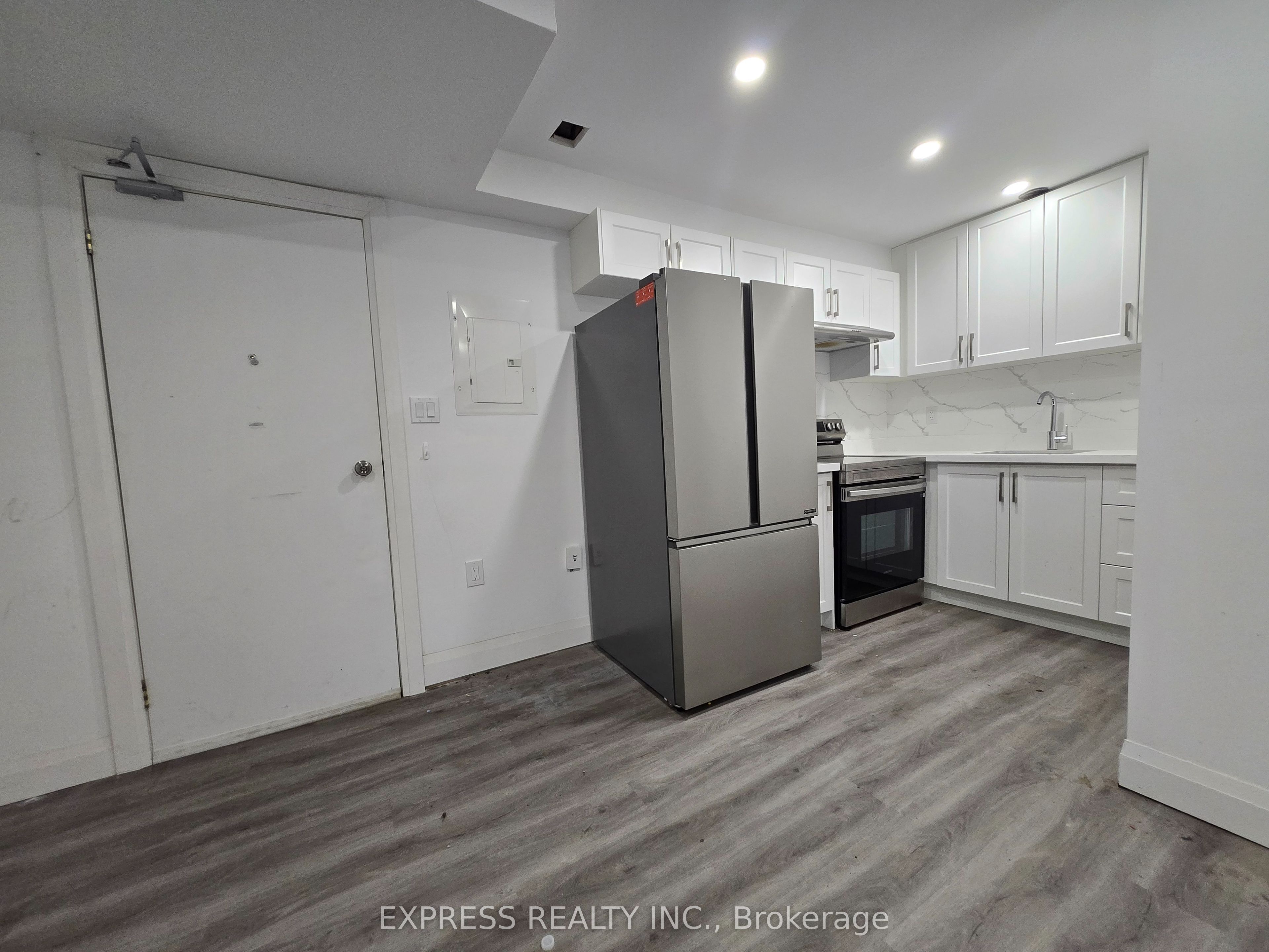 252 James Street S 4, Hamilton, ON L8P 3B5 photo 3