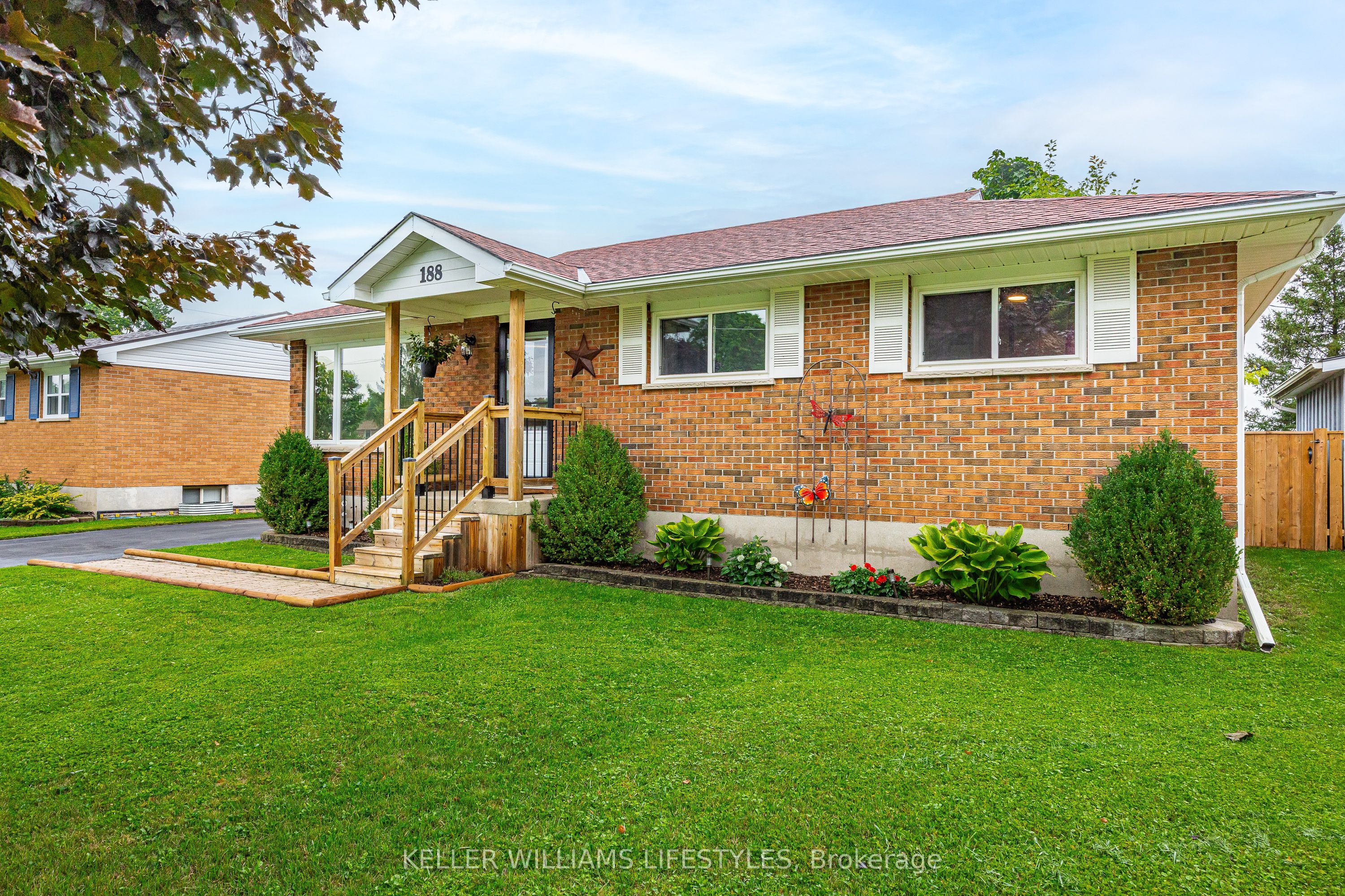 188 Queen Street, North Middlesex, ON N0M 1A0 photo 4