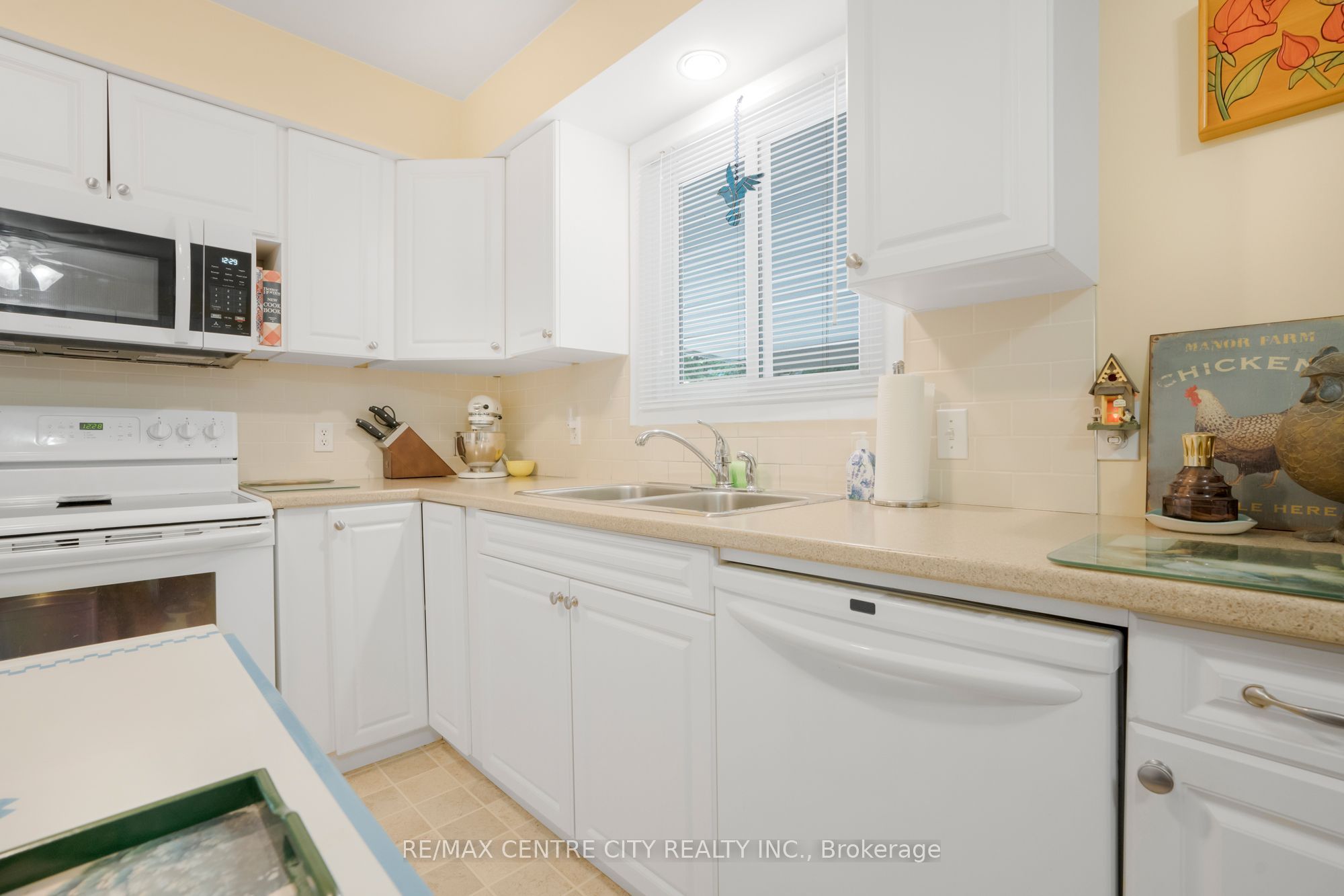 4 Quail Place, Chatham-Kent, ON N7L 1G2 photo 5