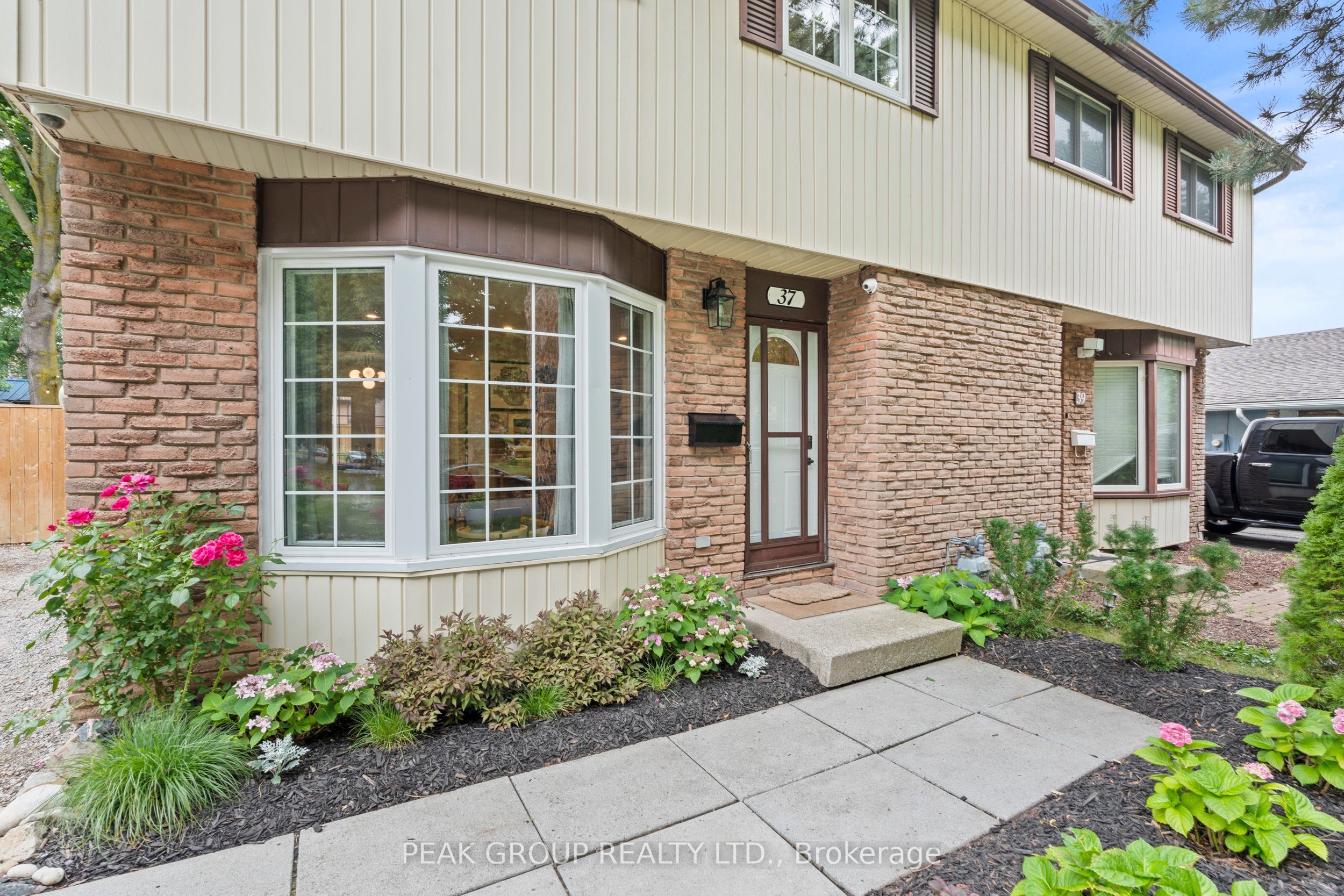 37 Elma Street, St. Catharines, ON L2N 6Z2 photo 3