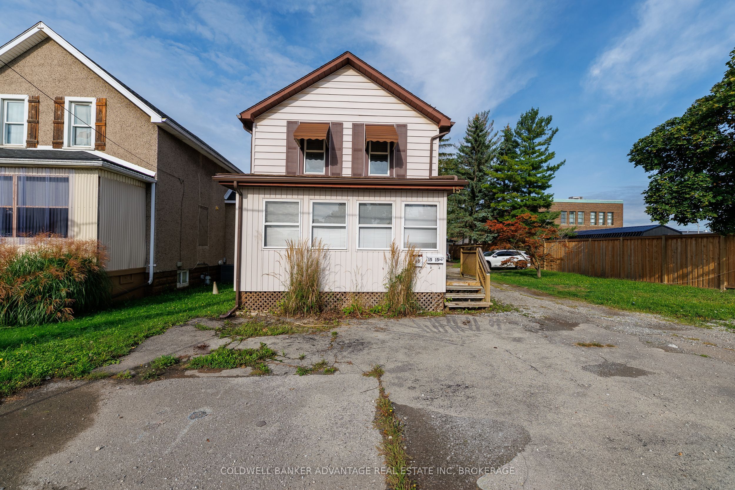 15 Duncan Street, Welland, ON L3B 2C5 photo 4