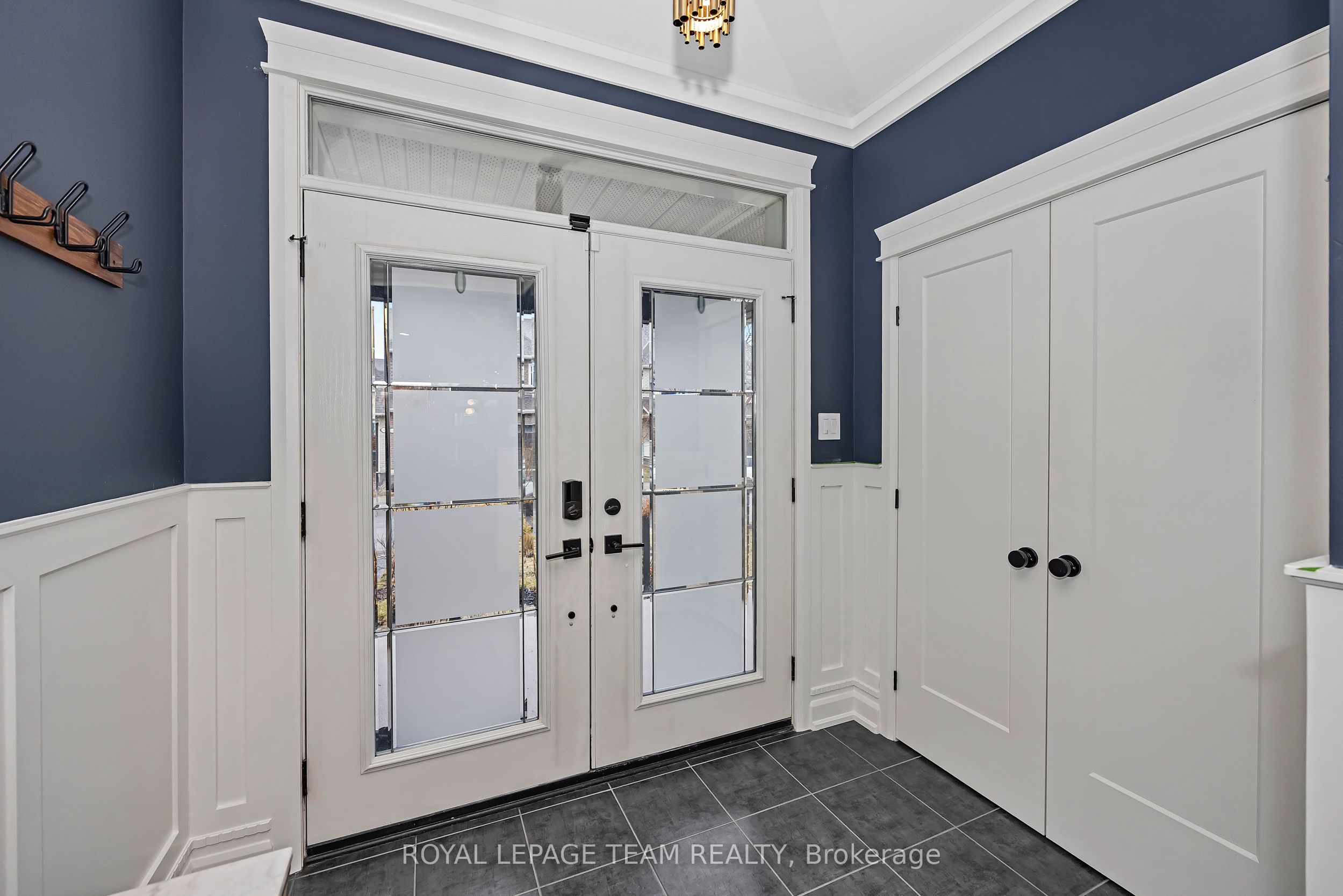 2842 Grand Canal Street, Barrhaven, ON K2J 0T3 photo 3
