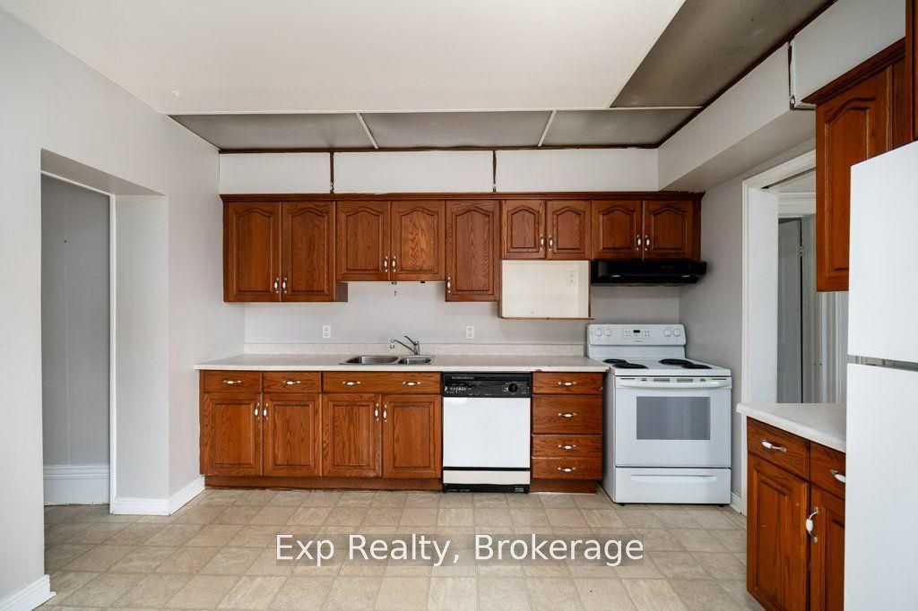 127 Green Street, Deseronto, ON K0K 1X0 photo 2