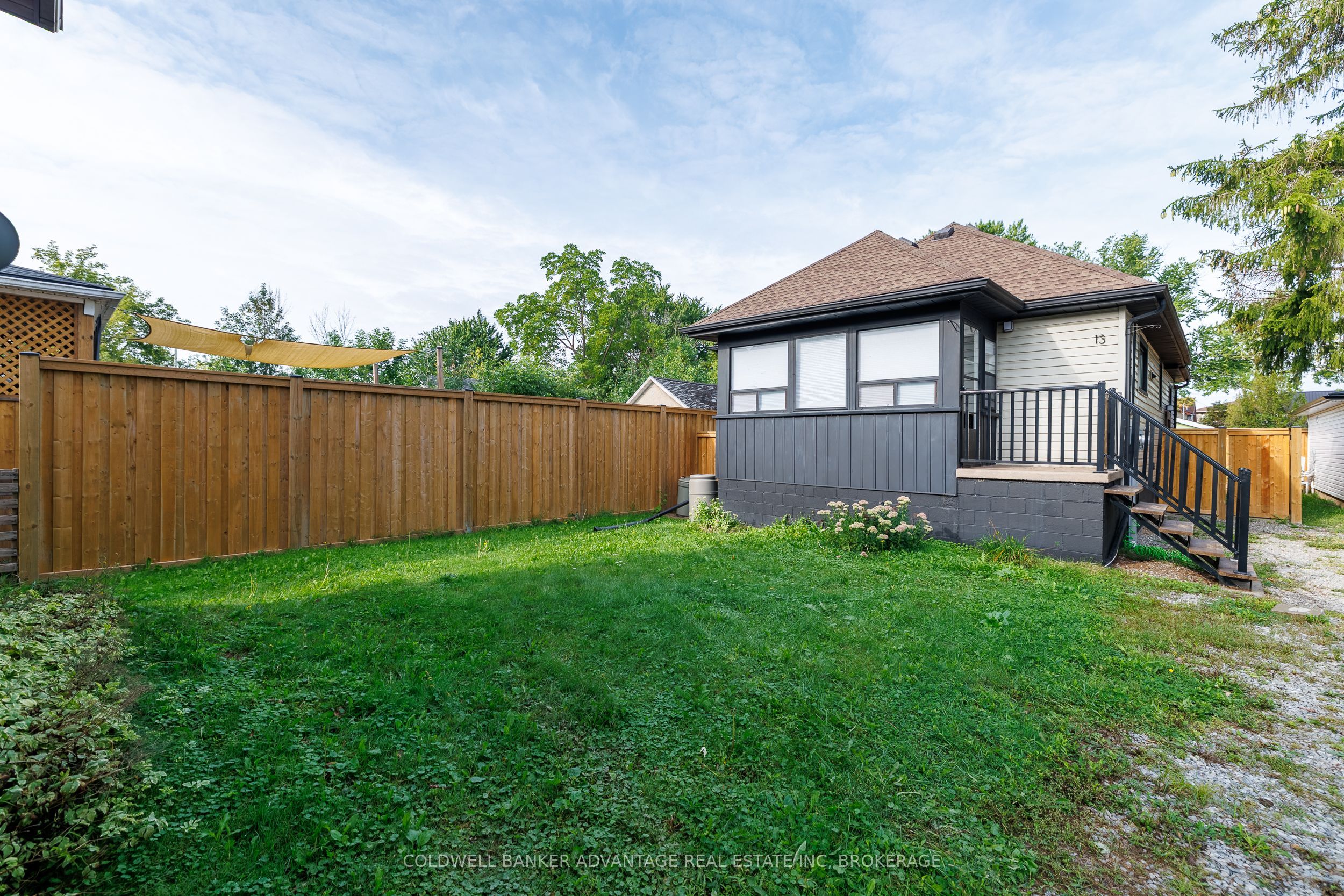 13/15 Duncan Street W, Welland, ON L3B 2C5 photo 5