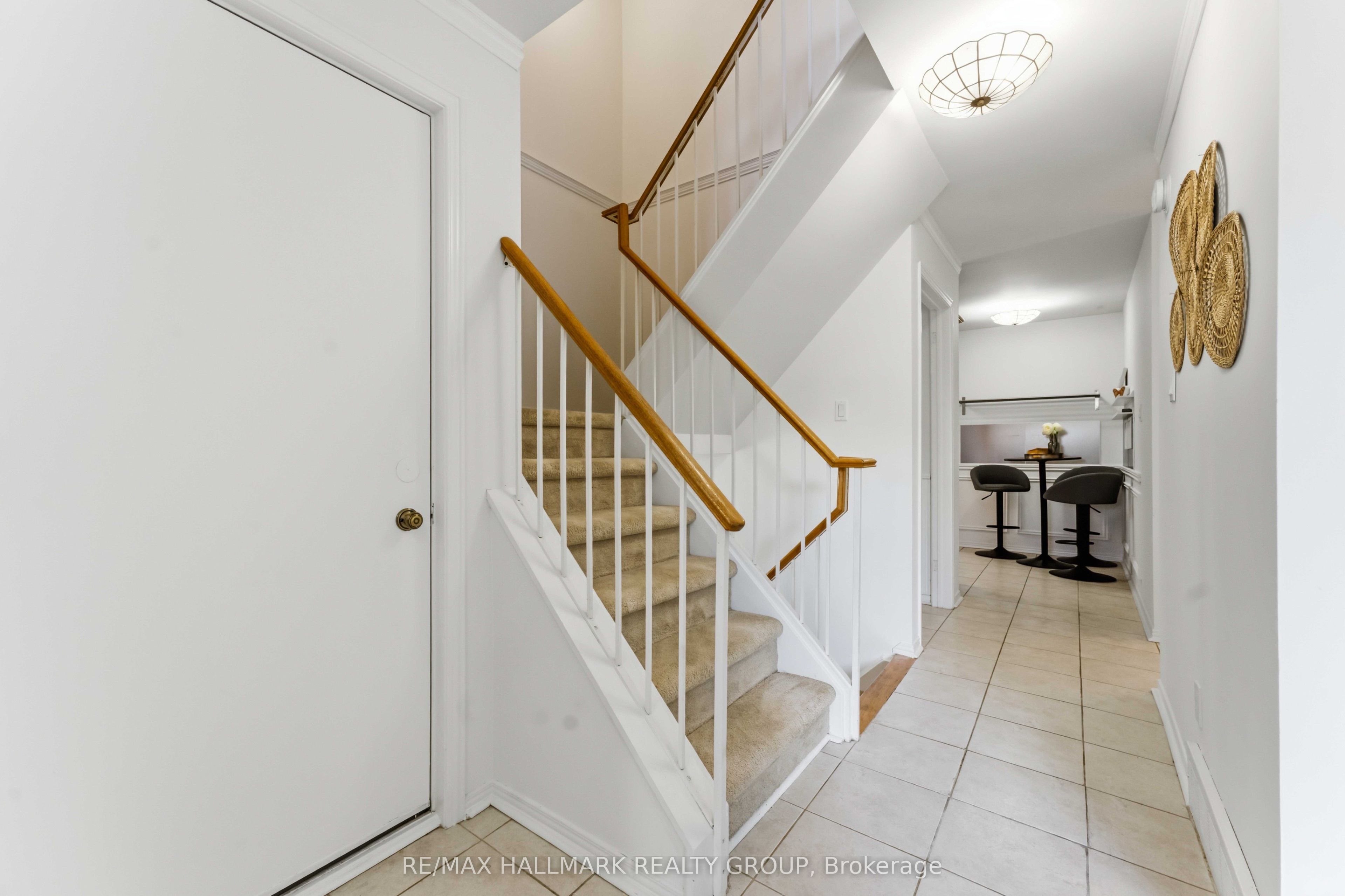 1380 Pebble Road, Hunt Club - South Keys and Area, ON K1V 0K2 photo 4