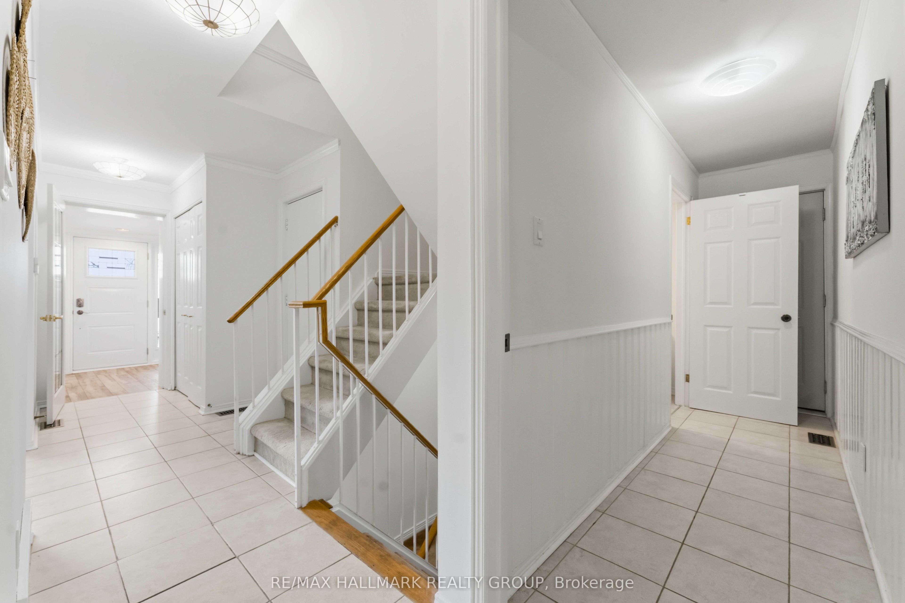 1380 Pebble Road, Hunt Club - South Keys and Area, ON K1V 0K2 photo 5