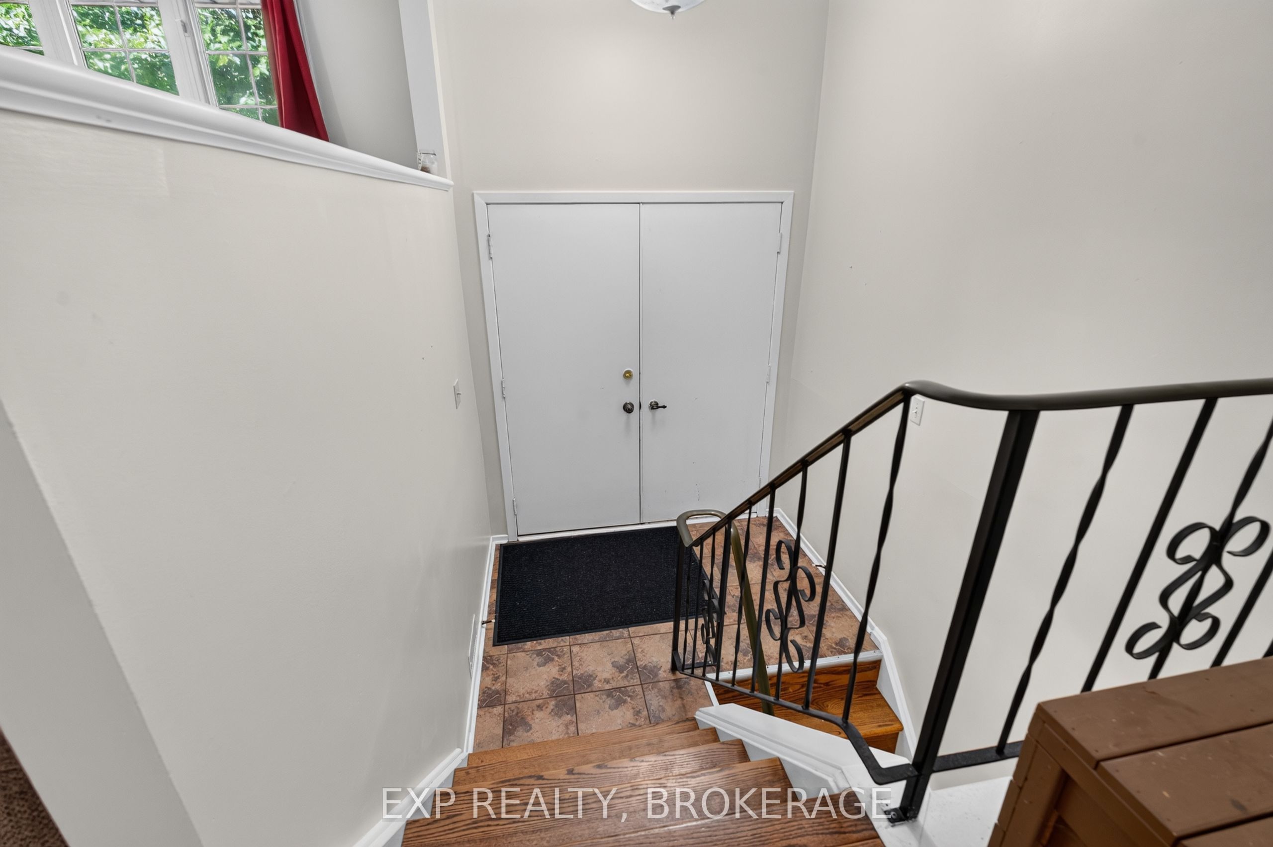 920 SAFARI Drive, Kingston, ON K7M 6X5 photo 5
