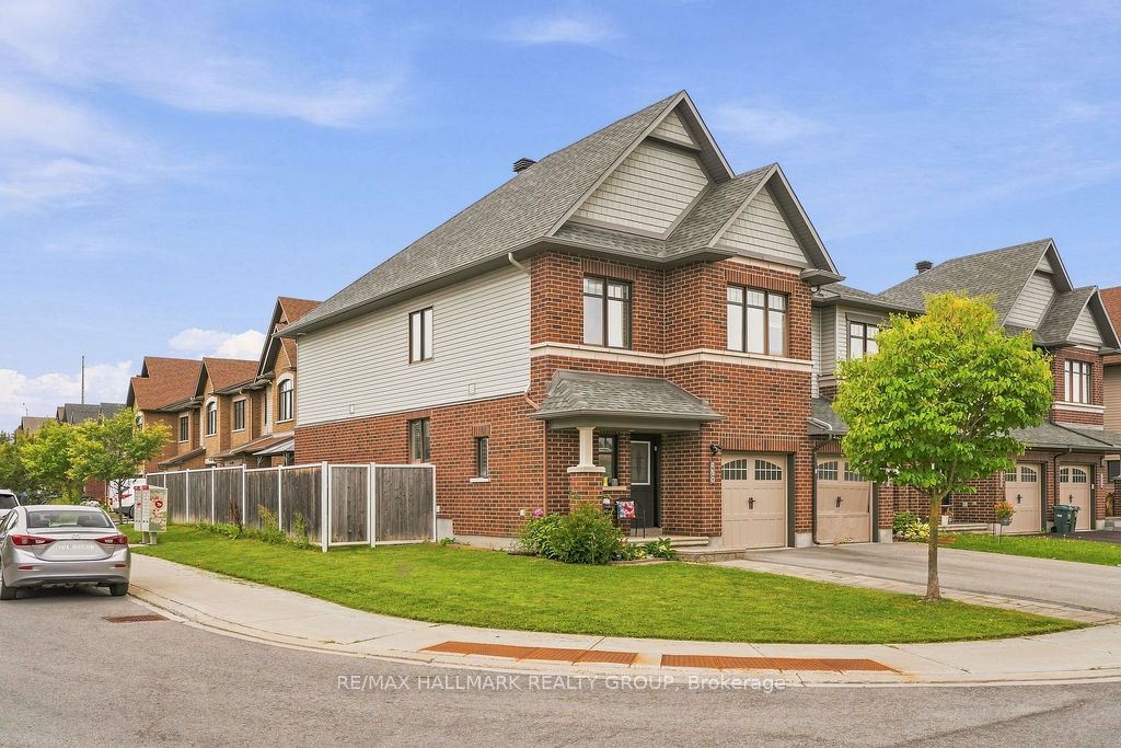 450 Brettonwood Ridge, Kanata, ON K2T 0L1 photo 3