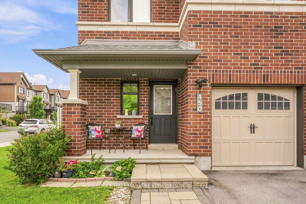 450 Brettonwood Ridge, Kanata, ON K2T 0L1 photo 4