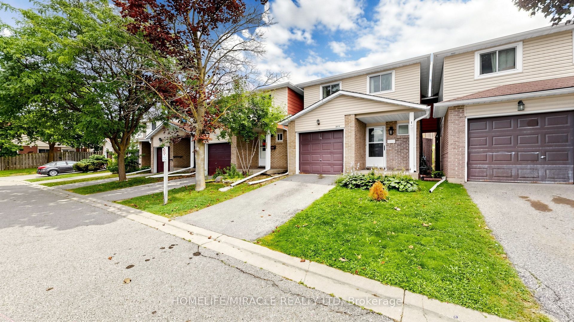 304 Bluevale Street B, Waterloo, ON N2J 4G3