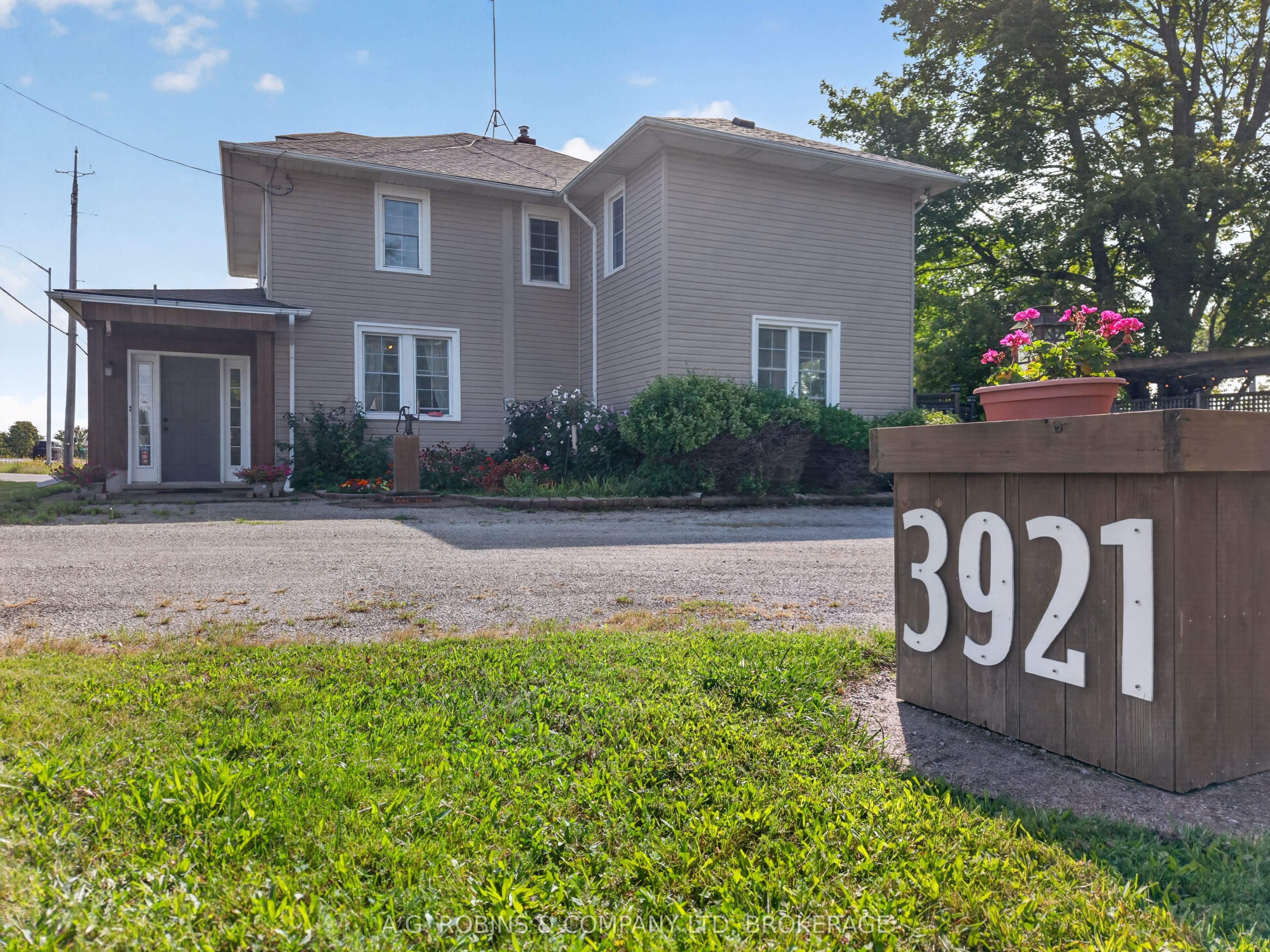 3921 #3 Highway E, Port Colborne, ON L0S 1R0