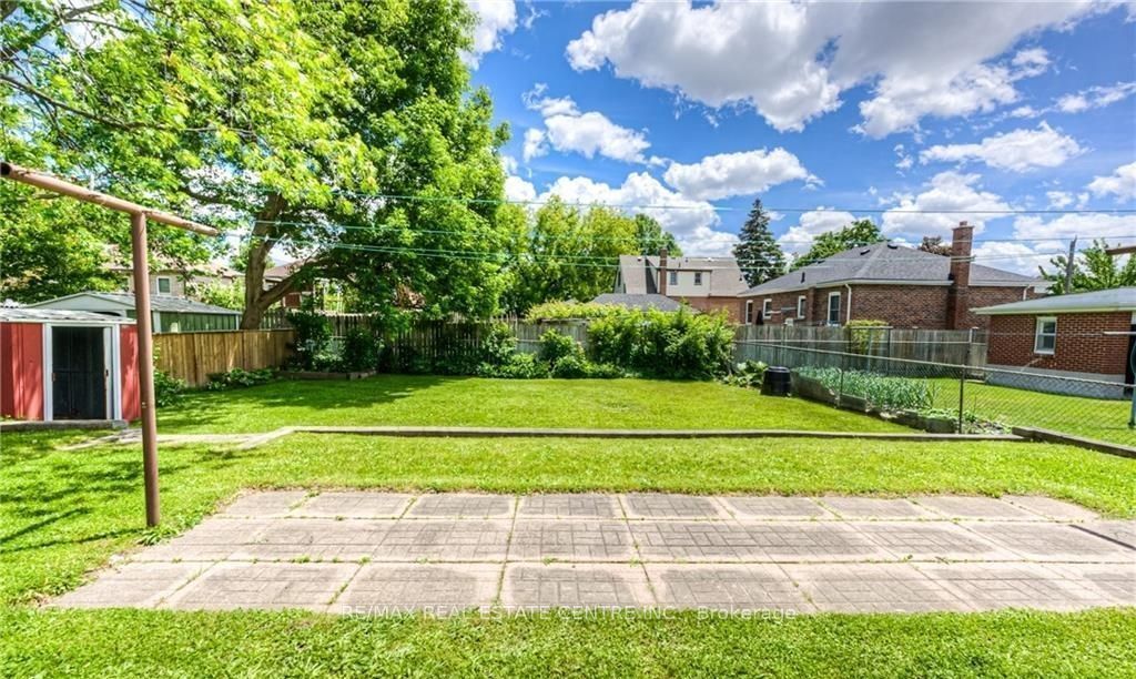 15 CHELSEA Road Upper, Kitchener, ON N2B 1H7 photo 5