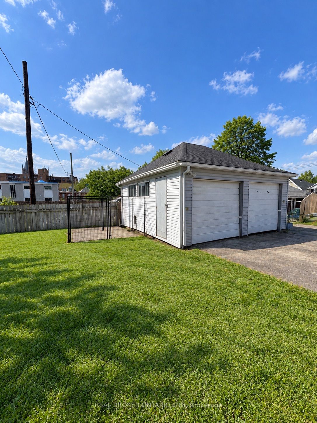 16 William Street 1, Brockville, ON K6V 4V2 photo 3