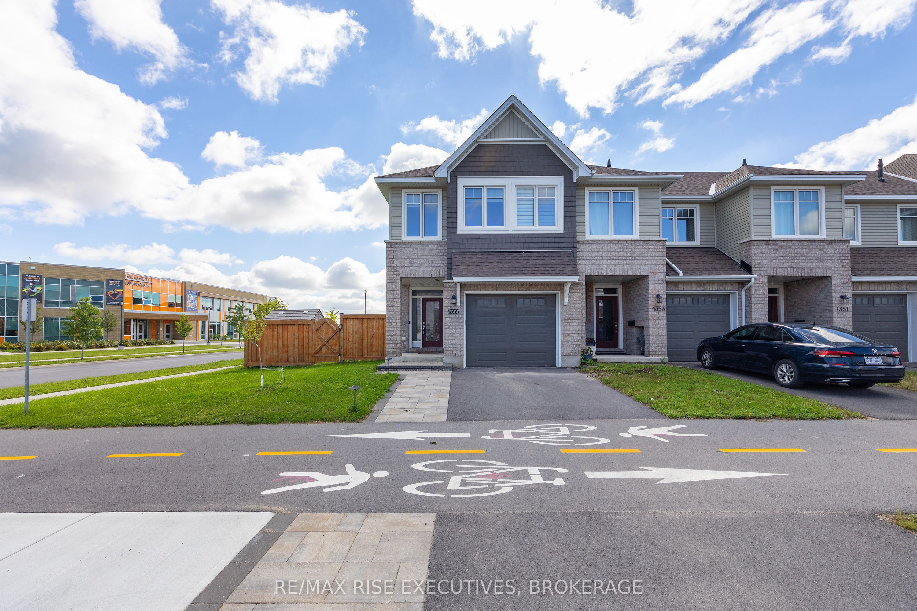 1355 Demers Avenue, Kingston, ON K7M 0H7 photo 2