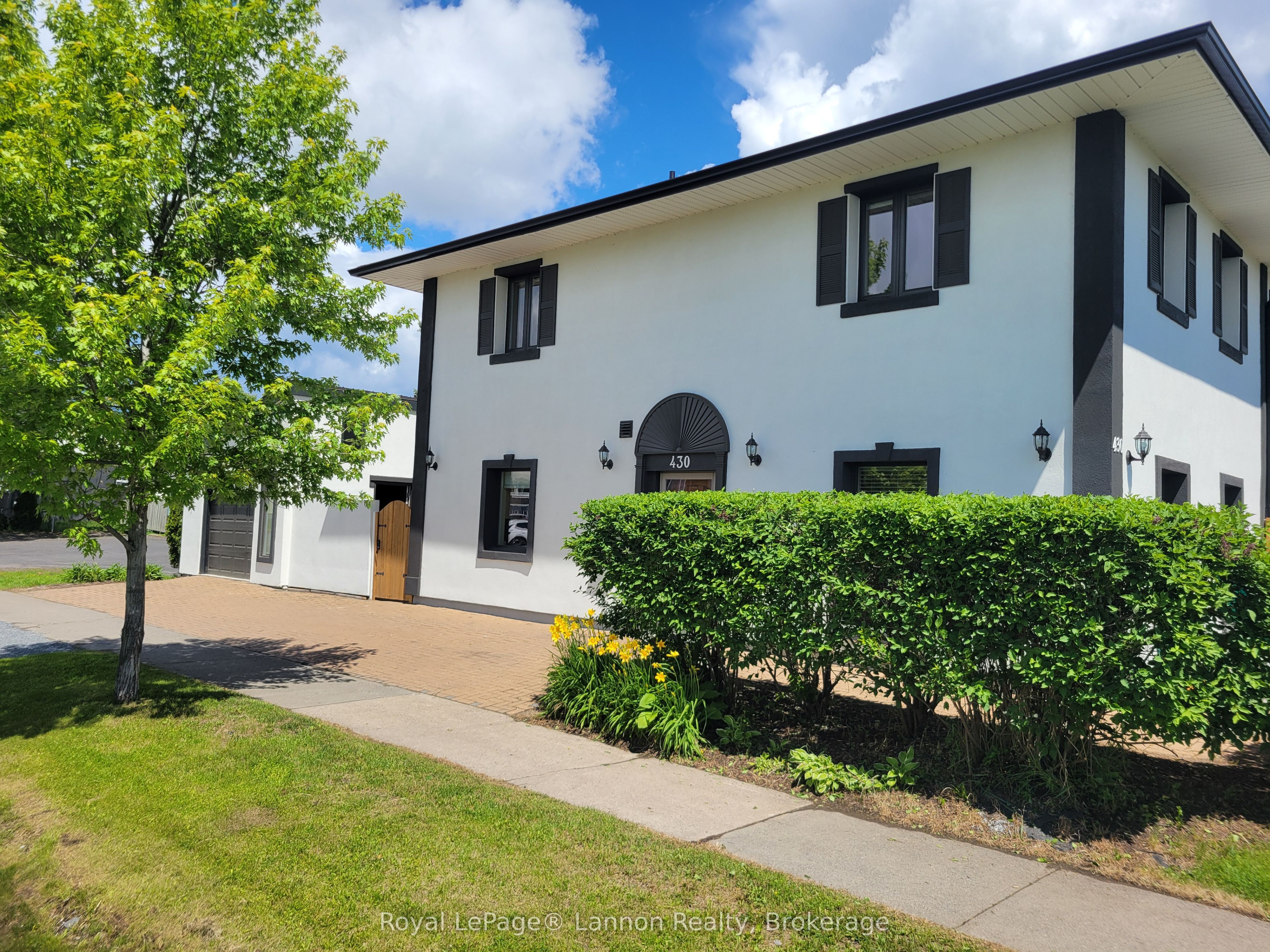 430 Fifth Avenue, Thunder Bay, ON P7B 2P4 photo 3