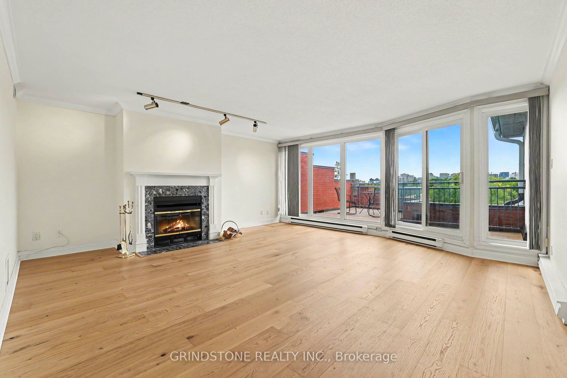 959 North River Road PH5, Overbrook - Castleheights and Area, ON K1K 3V3 photo 4