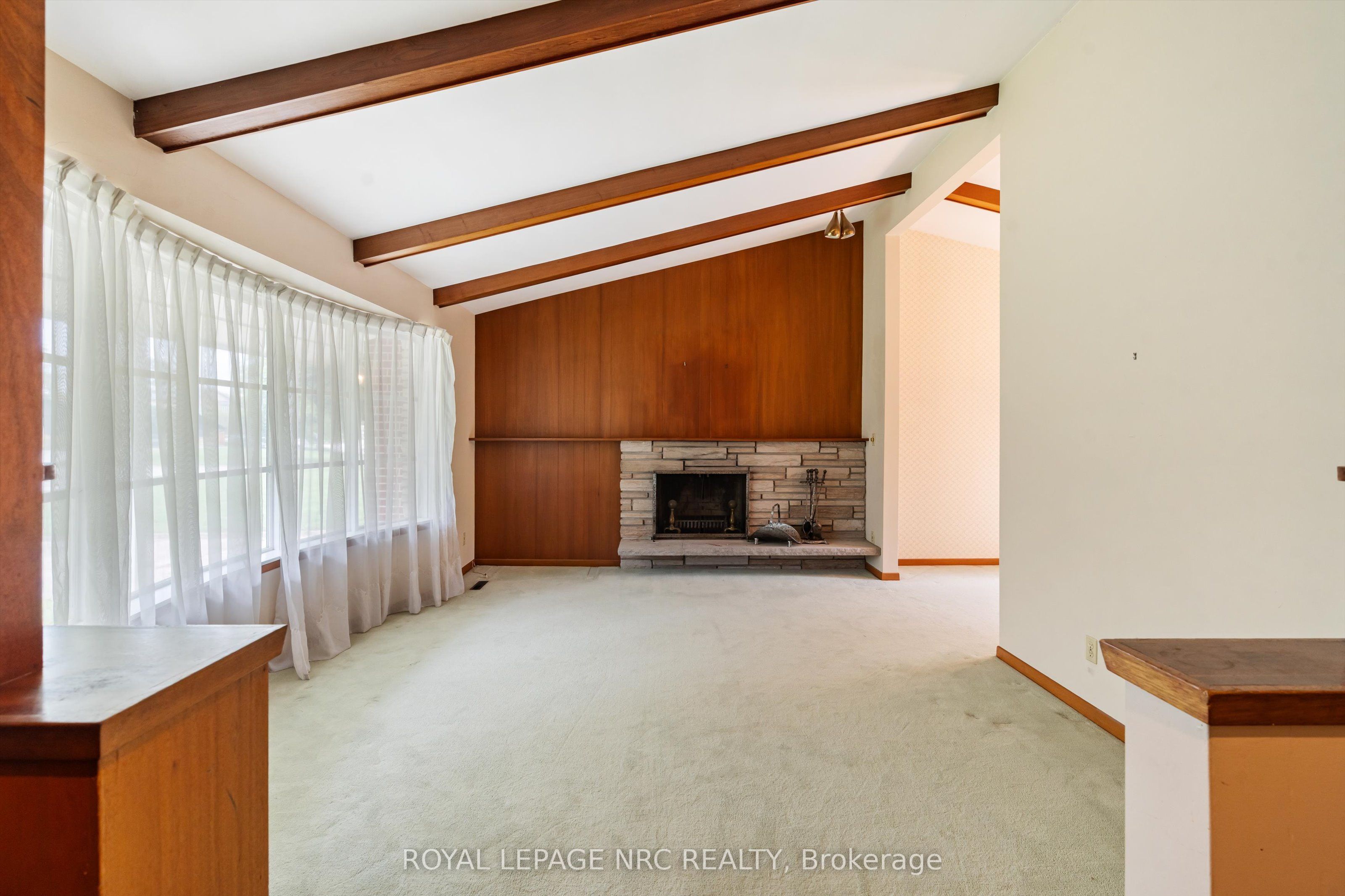 21 Parklane Crescent, St. Catharines, ON L2T 3T9 photo 5