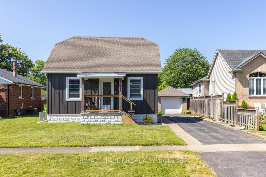 7992 Peter Street, Niagara Falls, ON L2G 6S9