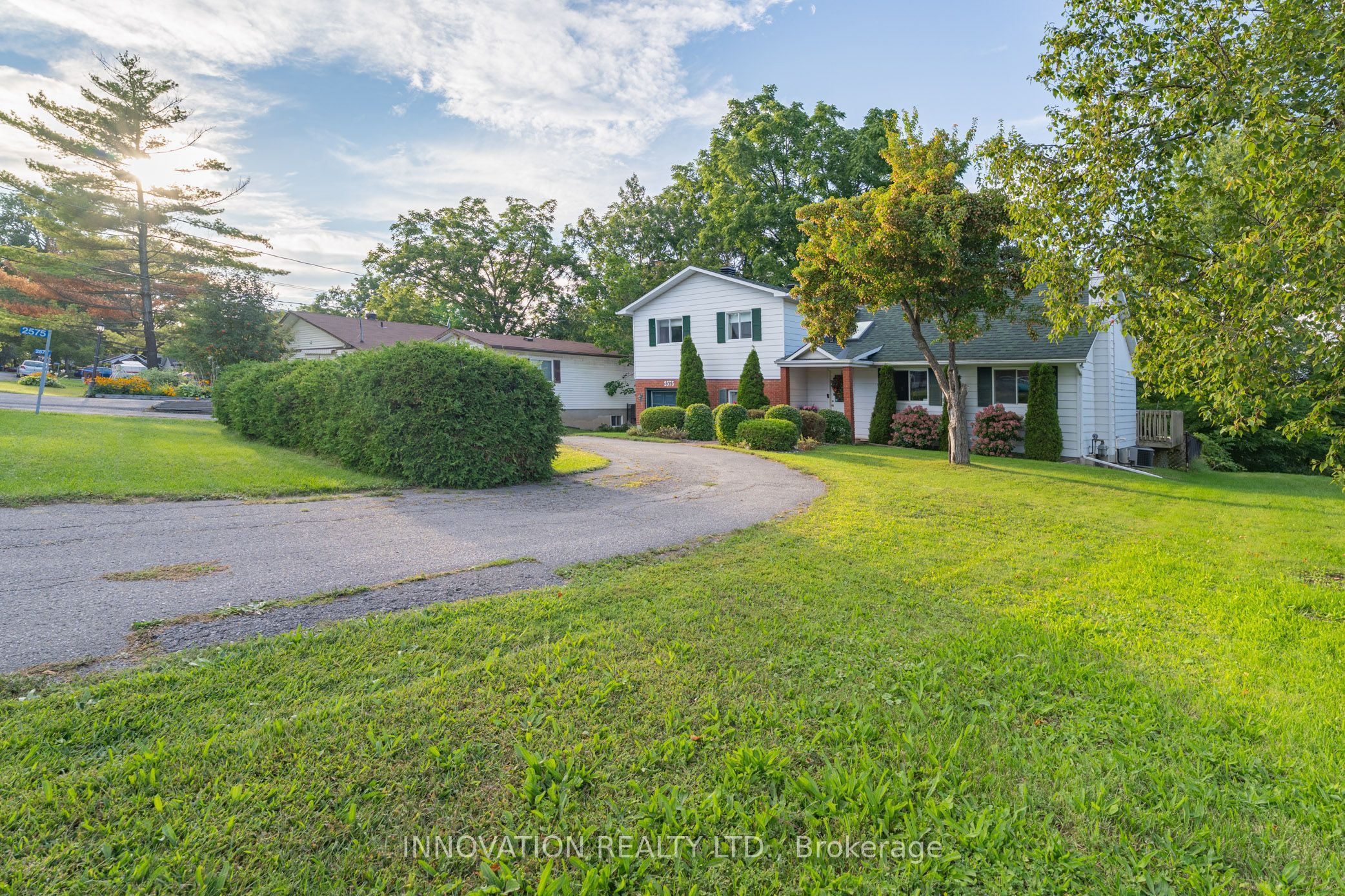 2575 Sparkle Street, Orleans - Cumberland and Area, ON K4C 1A1 photo 2