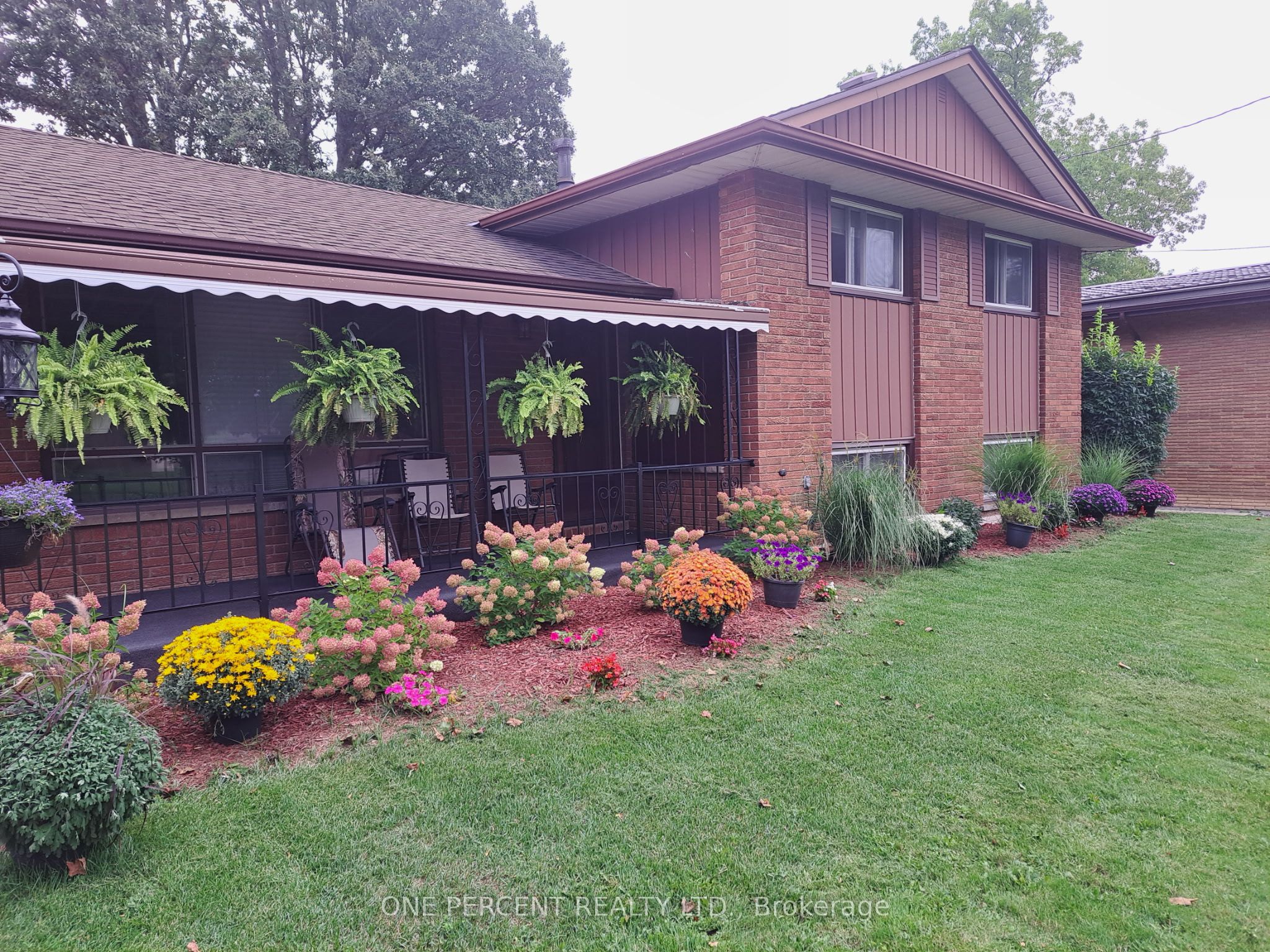 37 Empress Avenue, Welland, ON L3B 1K6