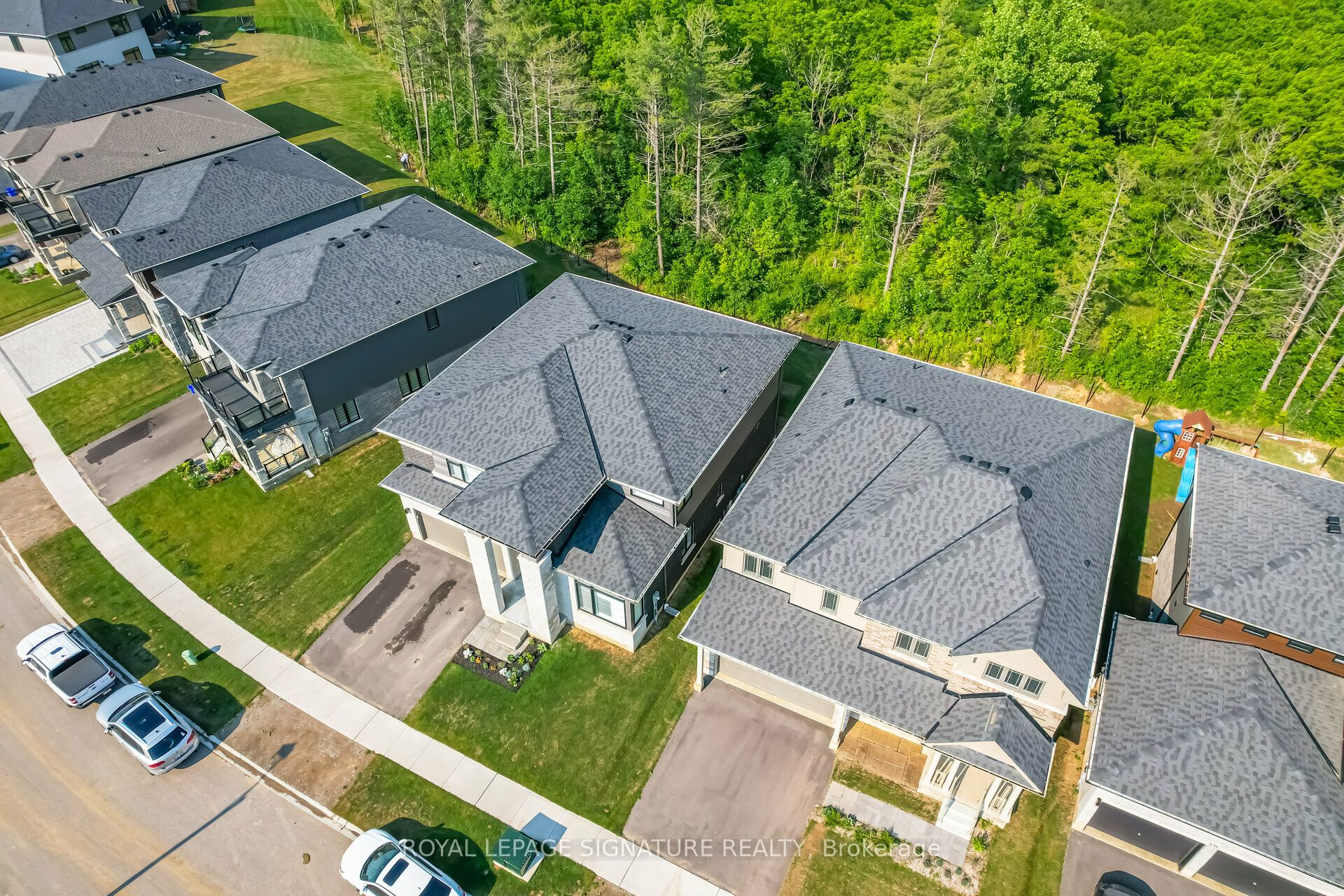 127 Court Drive, Brant, ON N3L 0L6 photo 2