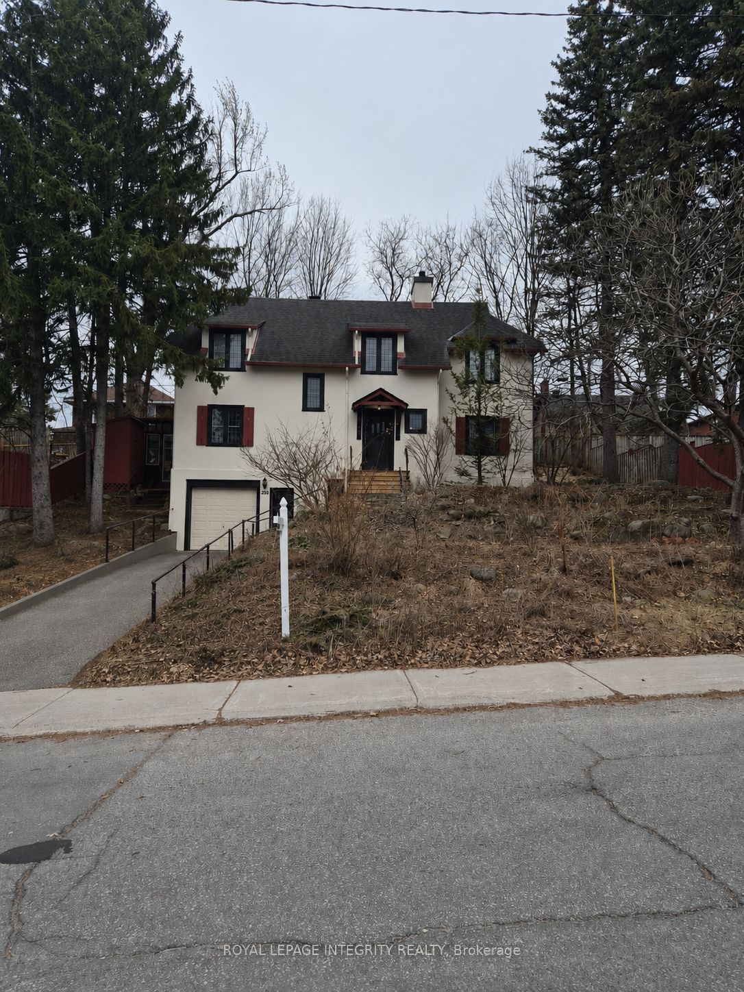 290 B Holmwood Avenue, Glebe - Ottawa East and Area, ON K1S 2R3