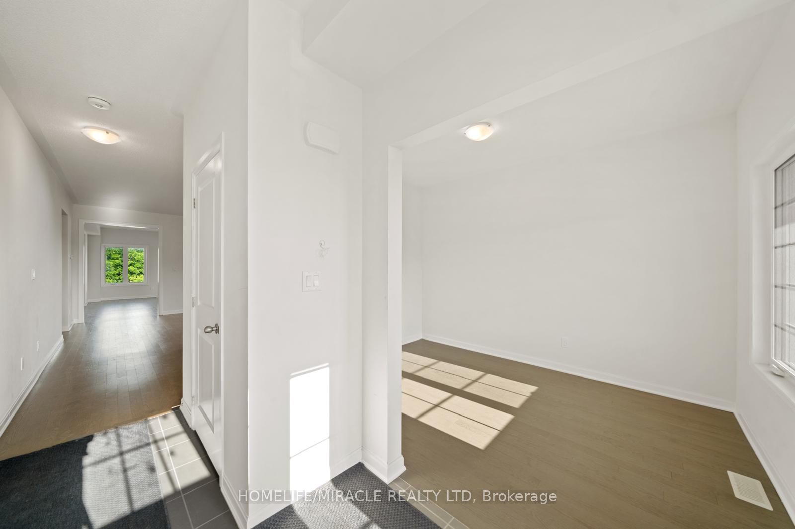 54 Oakmont Drive, Loyalist, ON K0H 1G0 photo 4