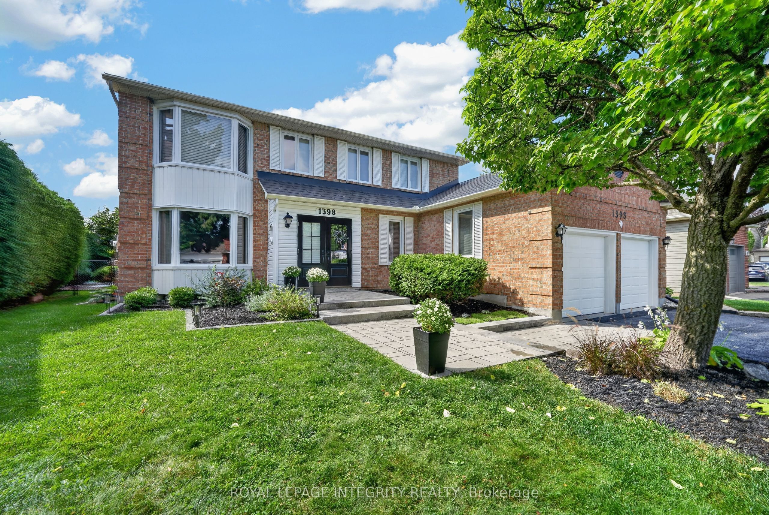 1398 Hayes Street, Orleans - Cumberland and Area, ON K1E 3M3