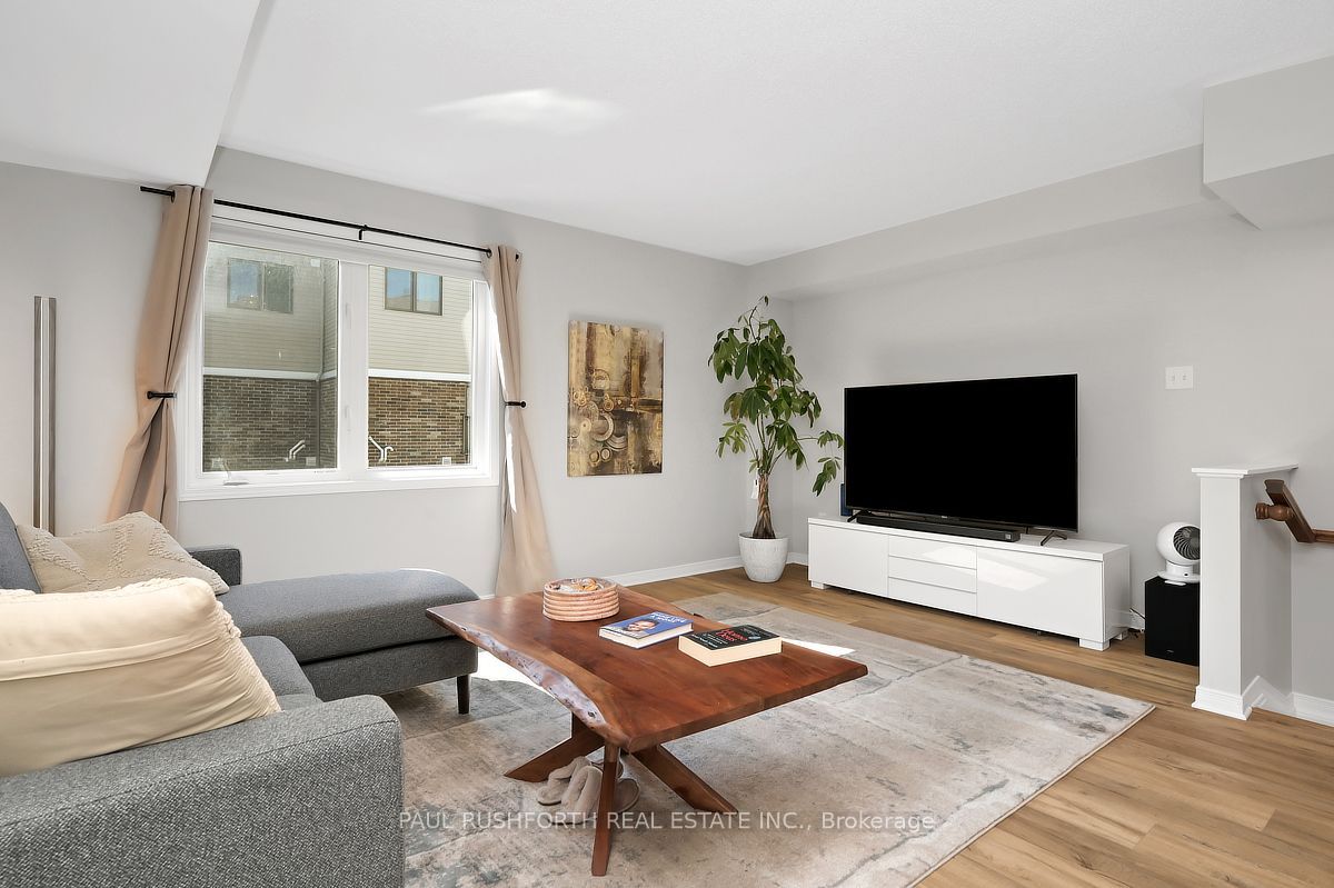 243 Eric Czapnik Way, Orleans - Cumberland and Area, ON K1E 0B4 photo 5