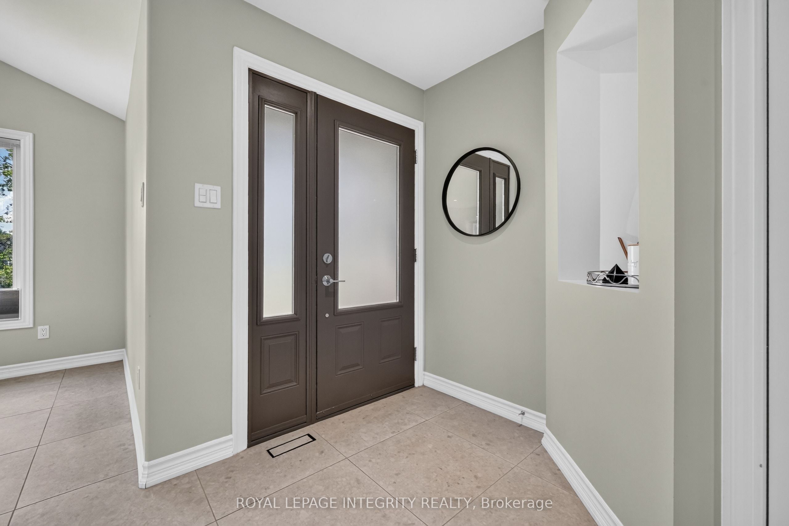 1946 Farisita Drive, Orleans - Cumberland and Area, ON K0A 3H0 photo 5