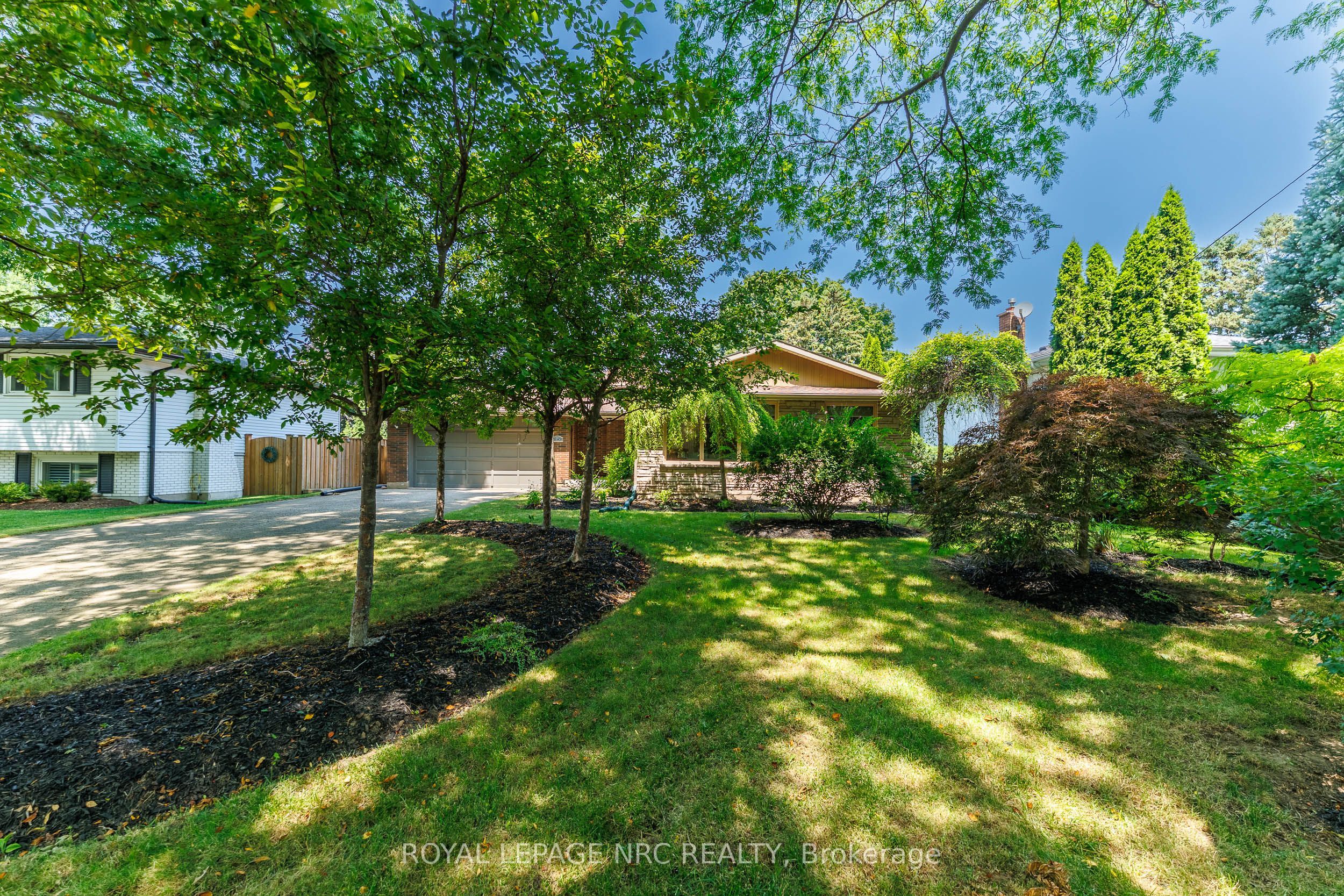 15 Black Friars Road, St. Catharines, ON L2N 2M8 photo 3