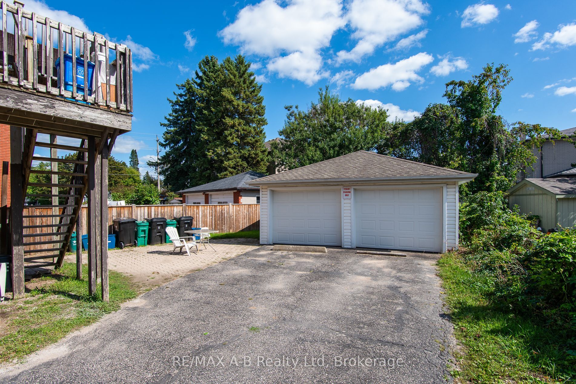 727 FREDERICK Street, Kitchener, ON N2B 2B3 photo 5