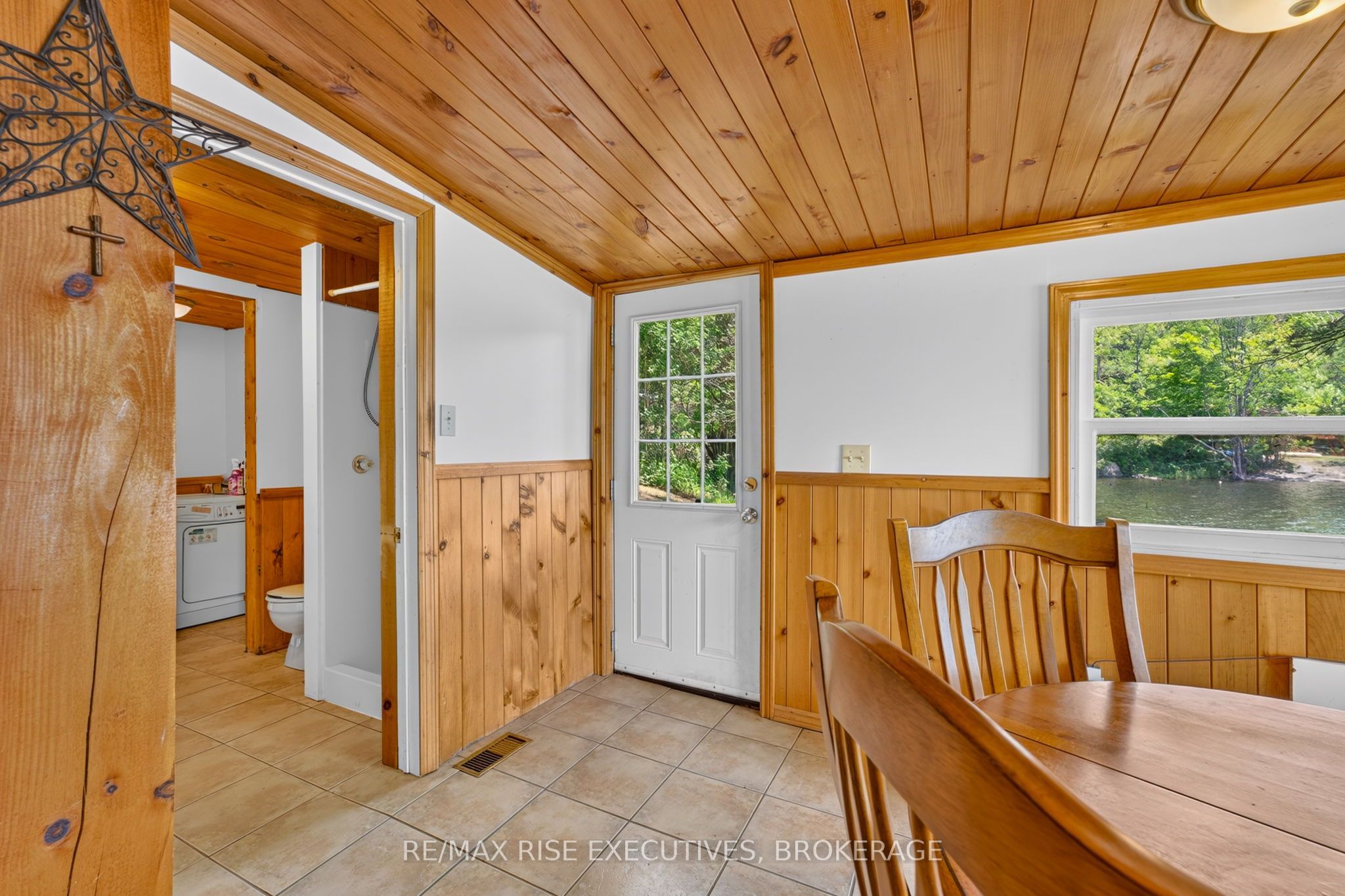 90 East Shore Lane, Frontenac, ON K0H 2V0 photo 4