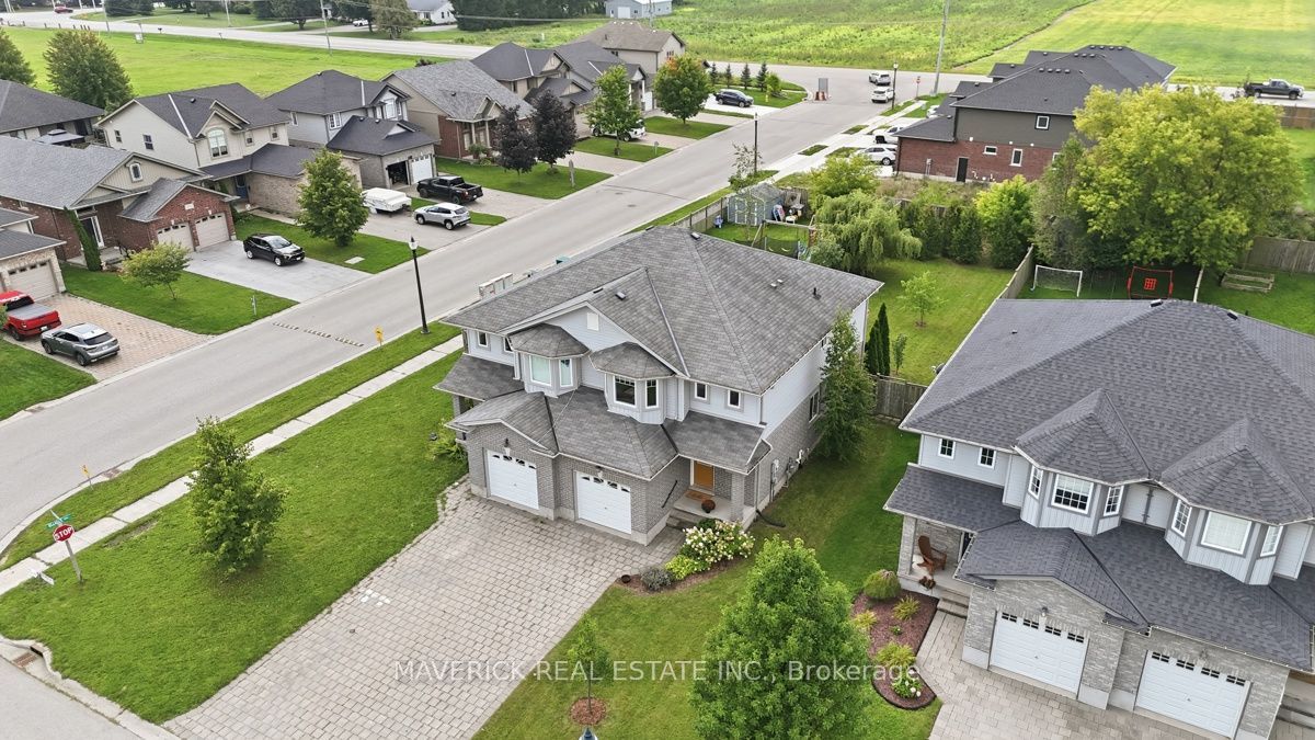3 Leesboro Trail, Thames Centre, ON N0M 2P0 photo 2