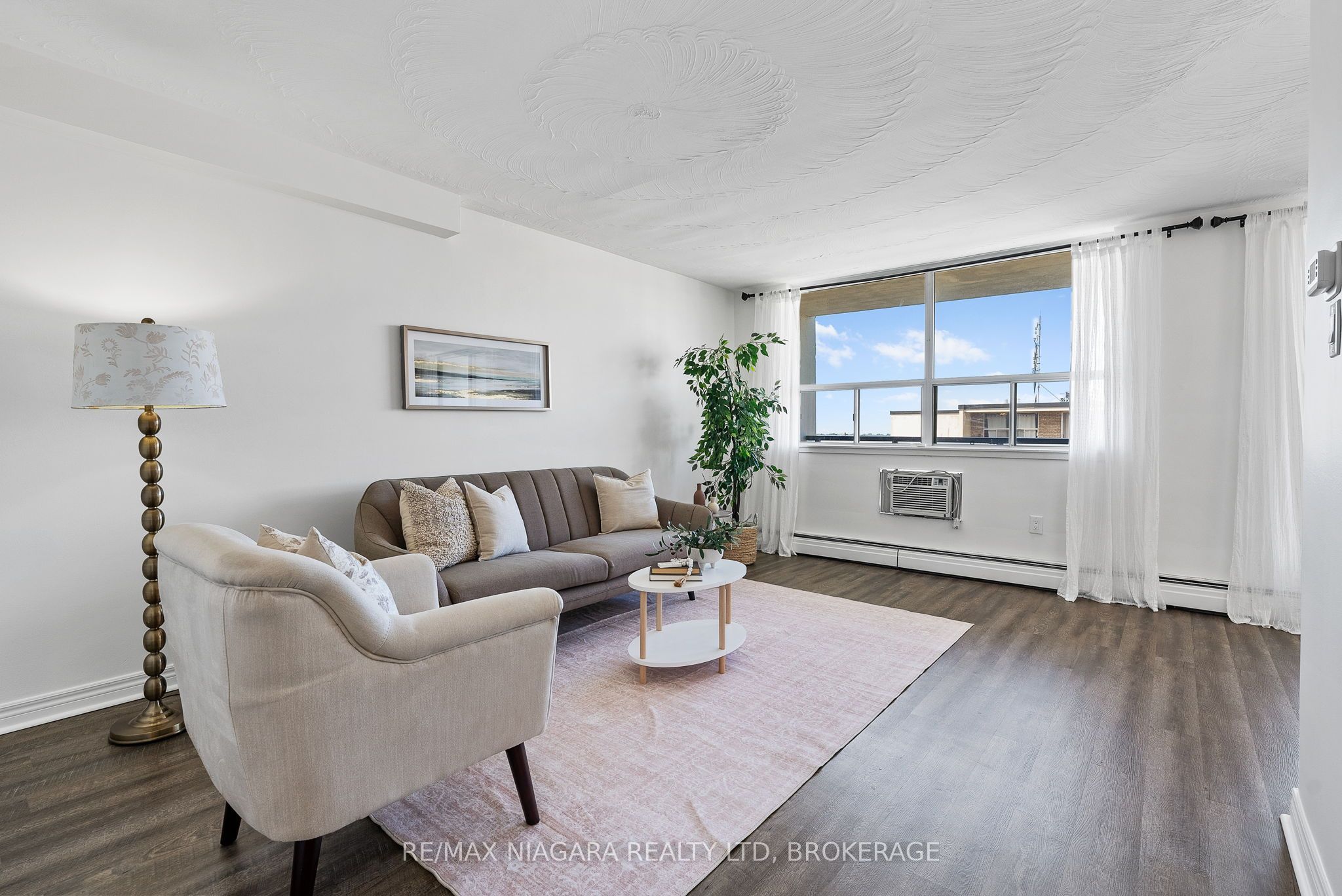 359 Geneva Street 1002, St. Catharines, ON L2N 2G5 photo 4
