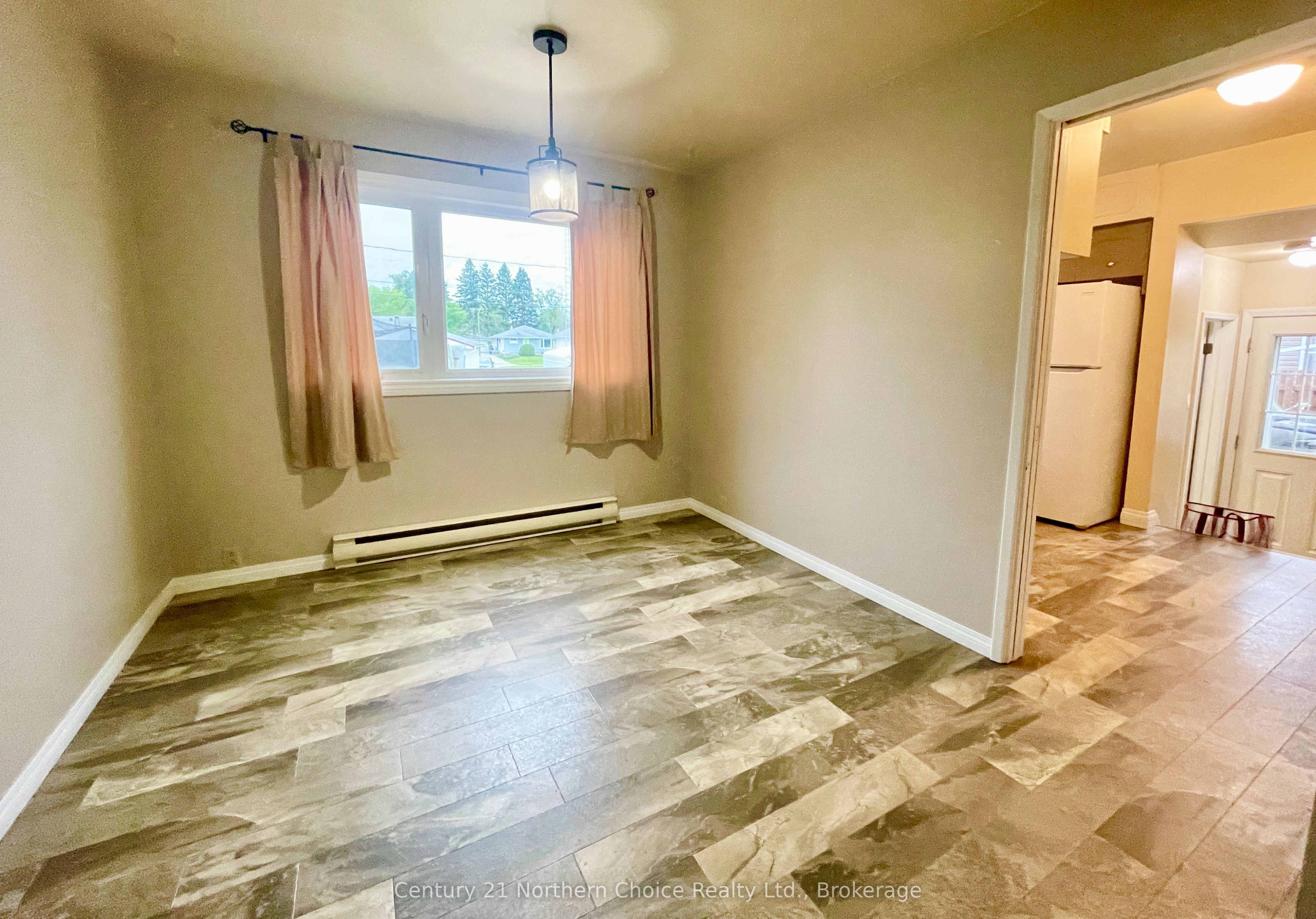 154 Parkdale Road, Dryden, ON P8N 1S2 photo 4