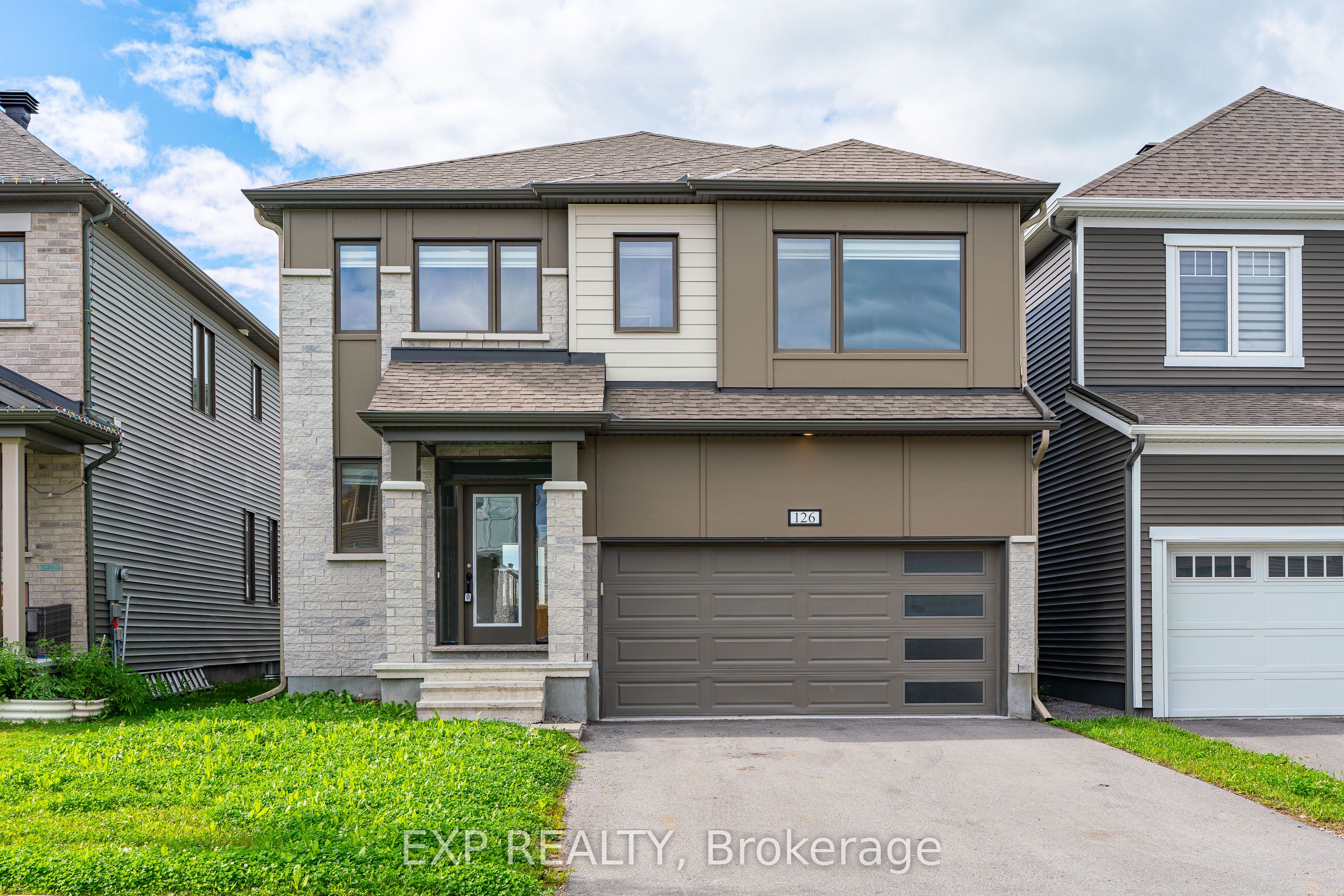 126 Yearling Circle, Stittsville - Munster - Richmond, ON K0A 2Z0