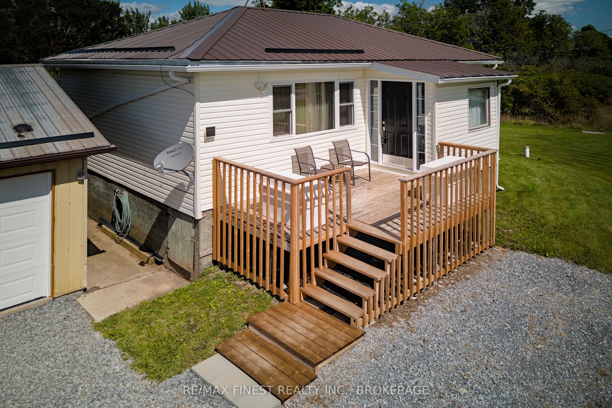 7720 Front Road, Loyalist, ON K0H 2S0 photo 3